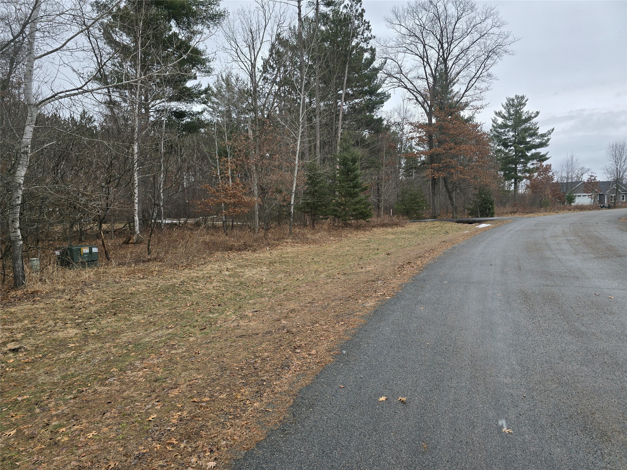 00 11 1/4 Avenue Property Photo 2