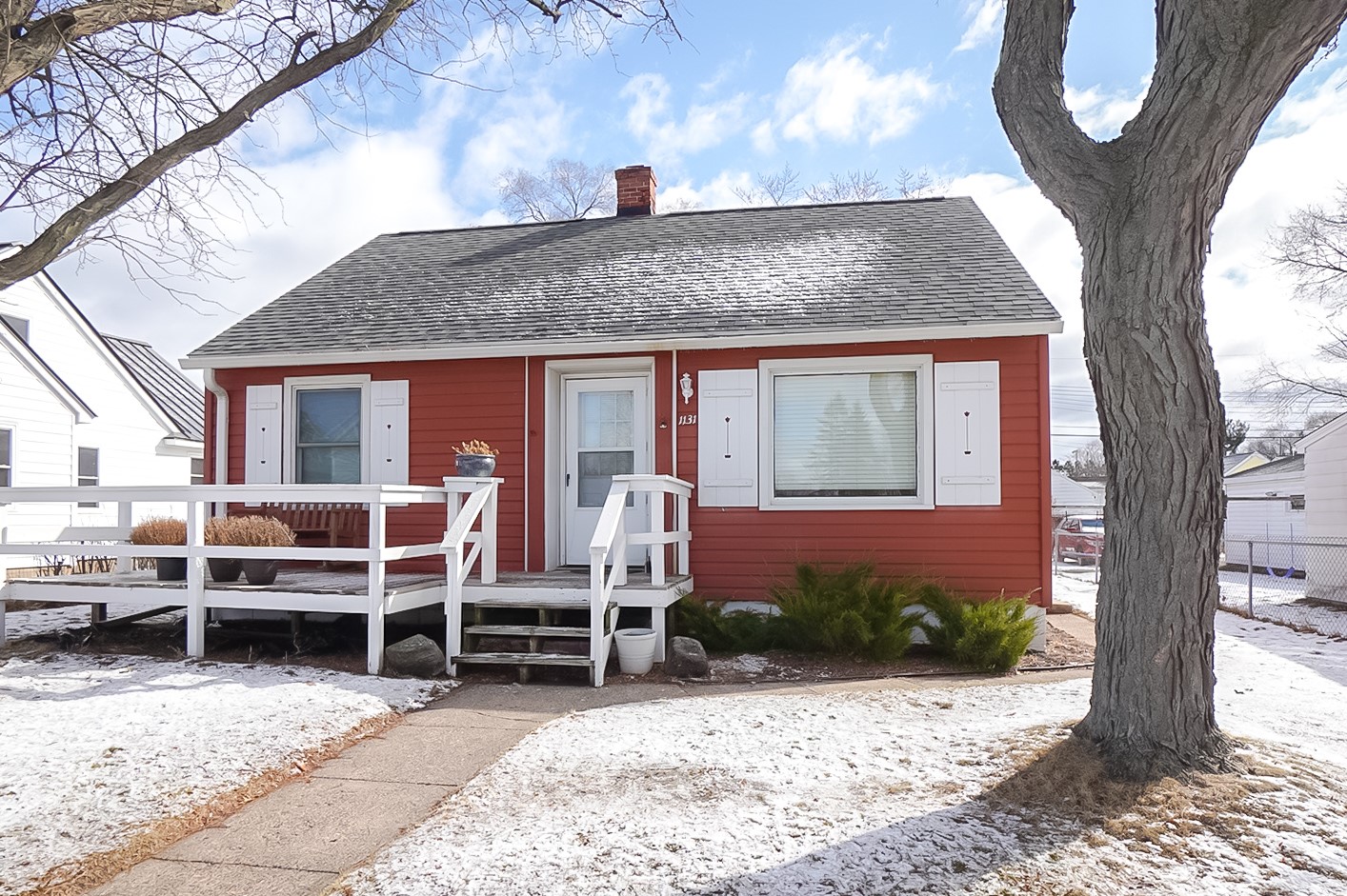 1131 Barron Street Property Photo 1