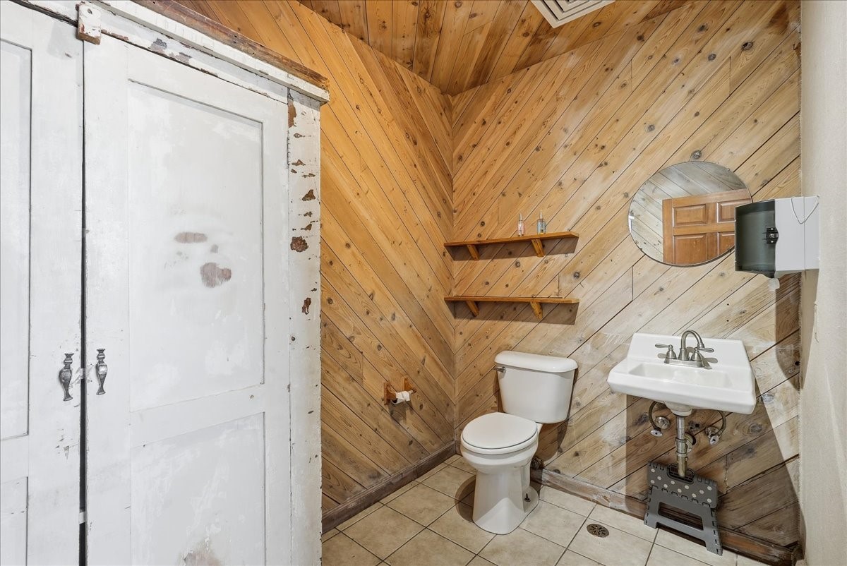 1813 11th Avenue Property Photo 25