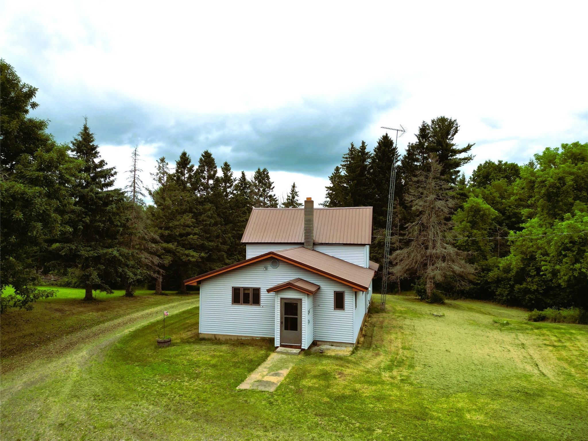 W7753 Old 14 Road Property Photo 4