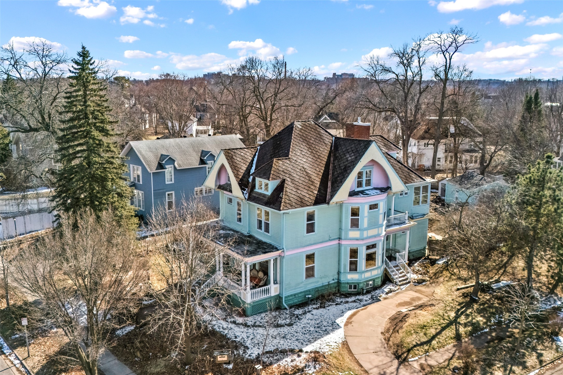 930 3rd Avenue Property Photo 52