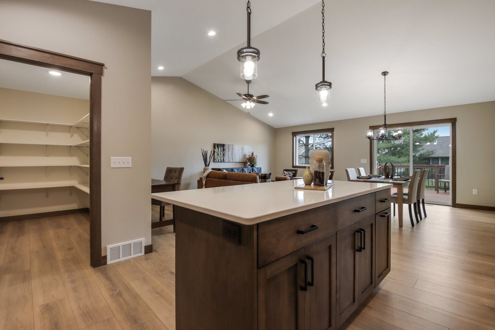 5607 Moss Trail Property Photo 8