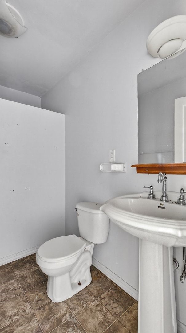 644 E Main Street Property Photo 11