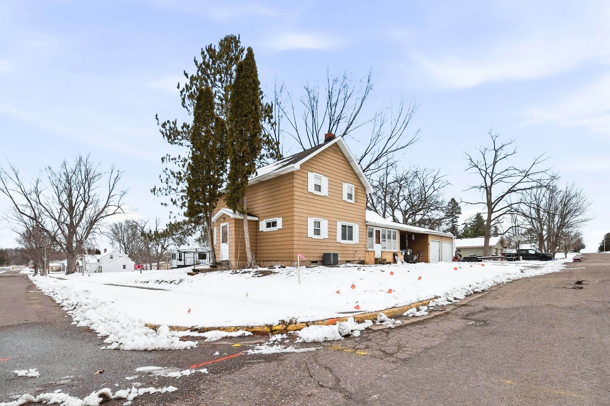 106 N Jackson Street Property Photo 6