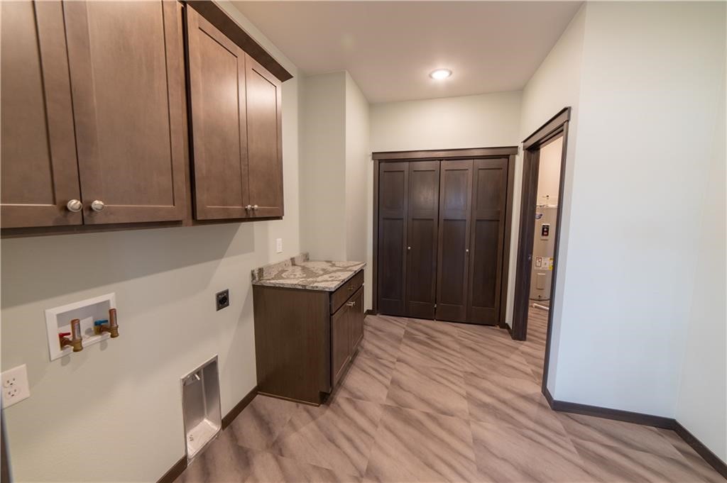 1368 Cypress Court Property Photo 17