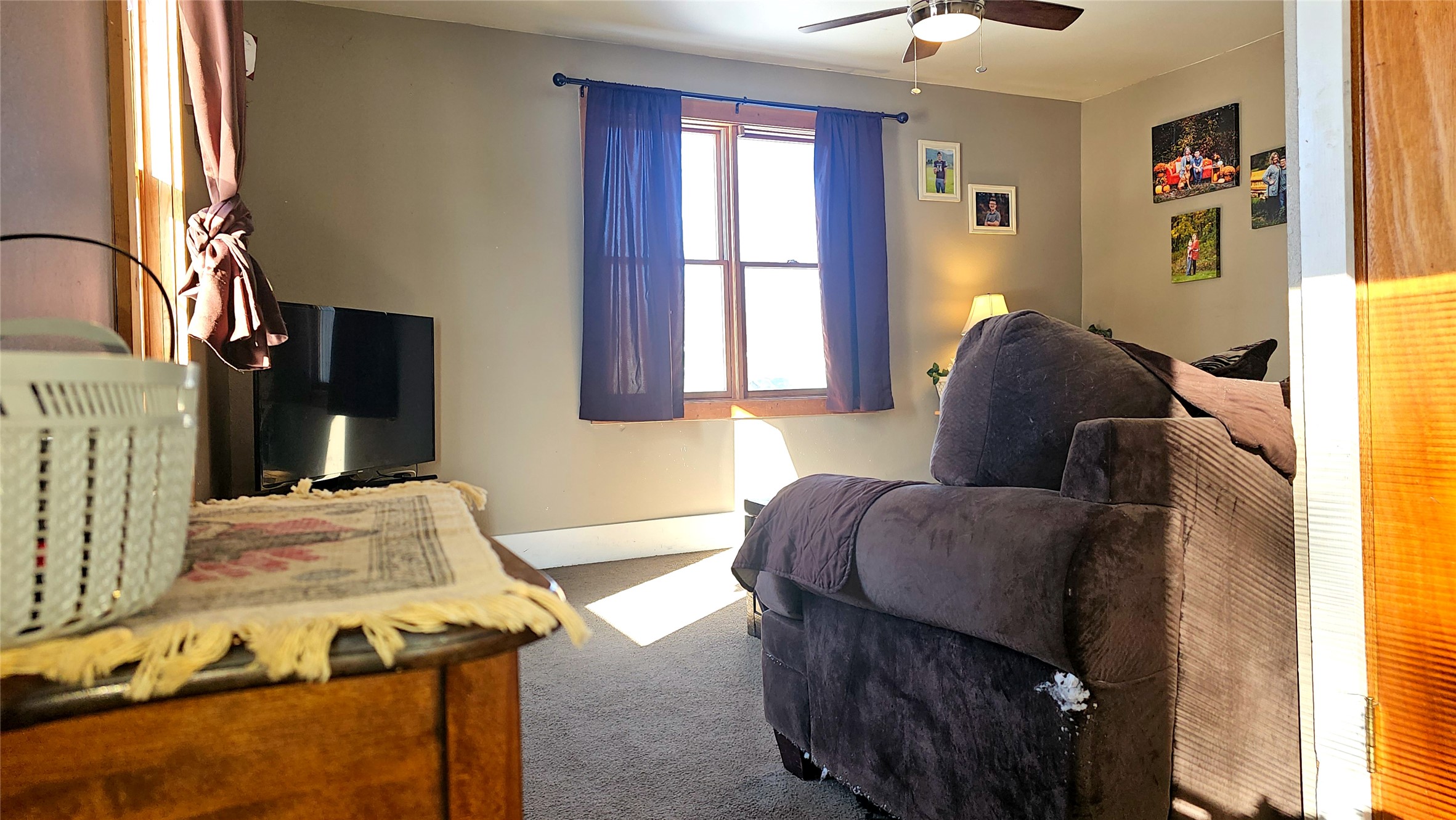 506 E Center Street Property Photo 5