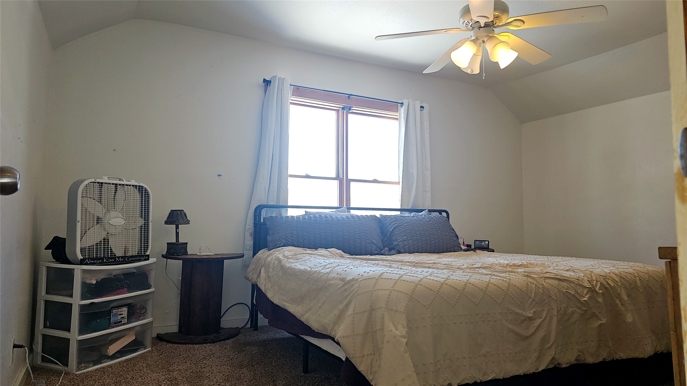 506 E Center Street Property Photo 12