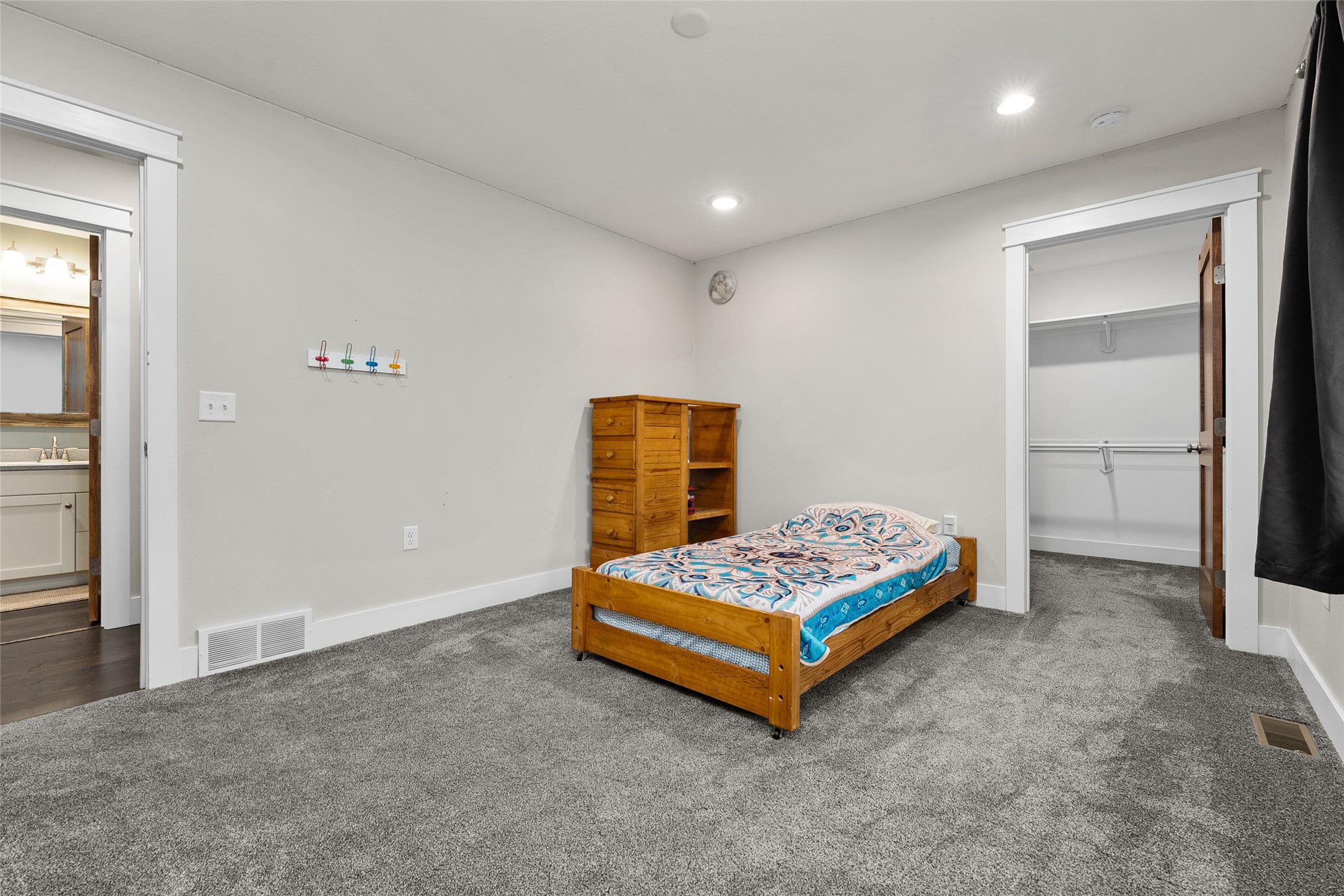 710 Mt Nemo Avenue Property Photo 29