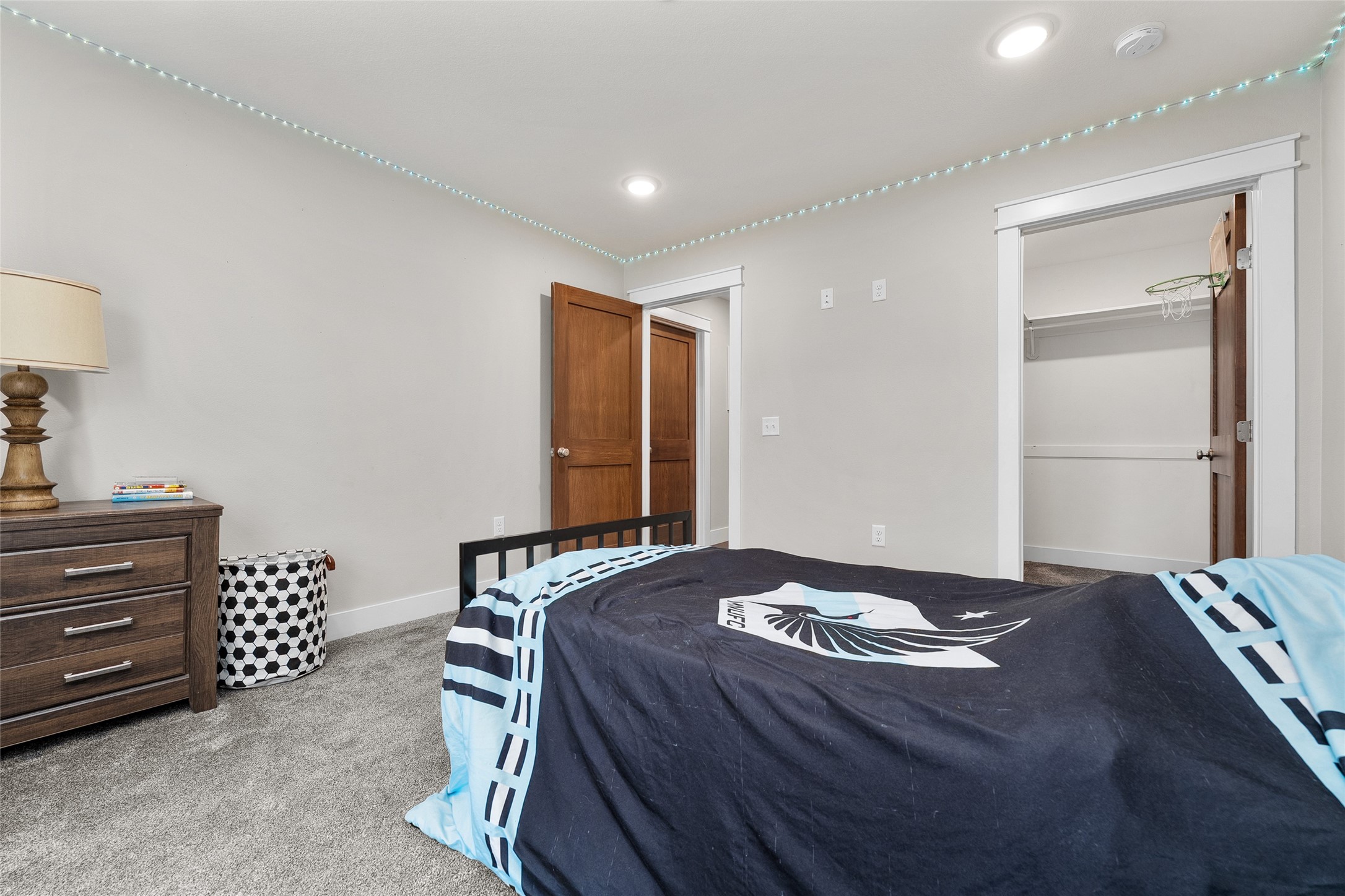 710 Mt Nemo Avenue Property Photo 32