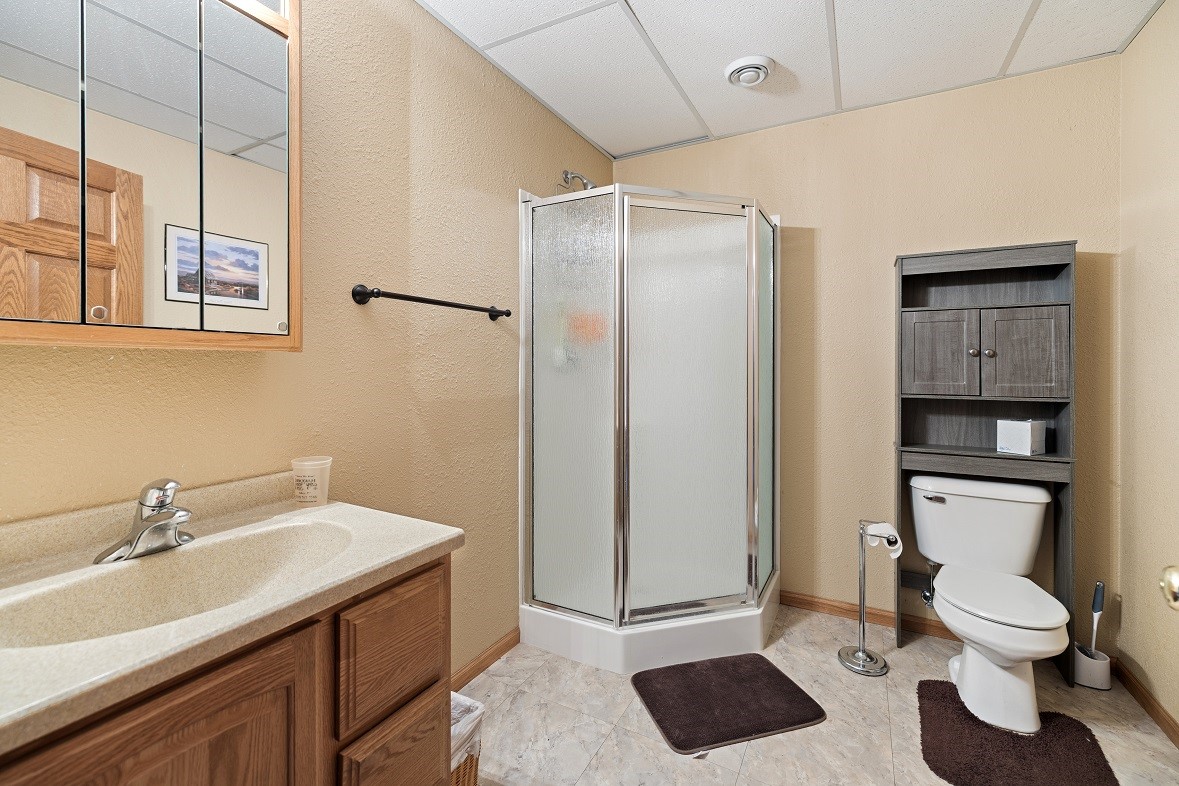 W1660 Maplewood Lane Property Photo 35