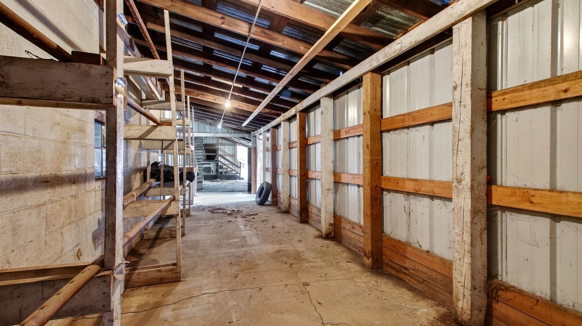 1631 Highway 8 Property Photo 22
