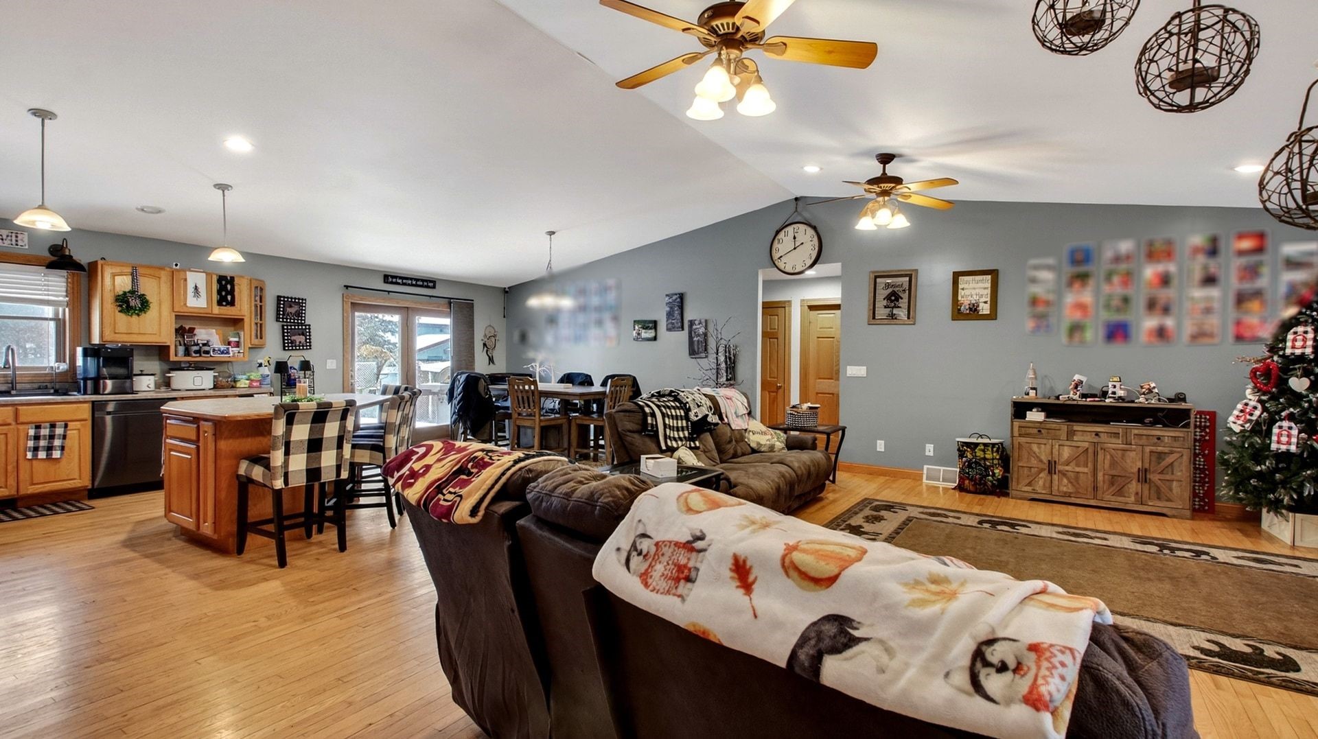 1631 Highway 8 Property Photo 45