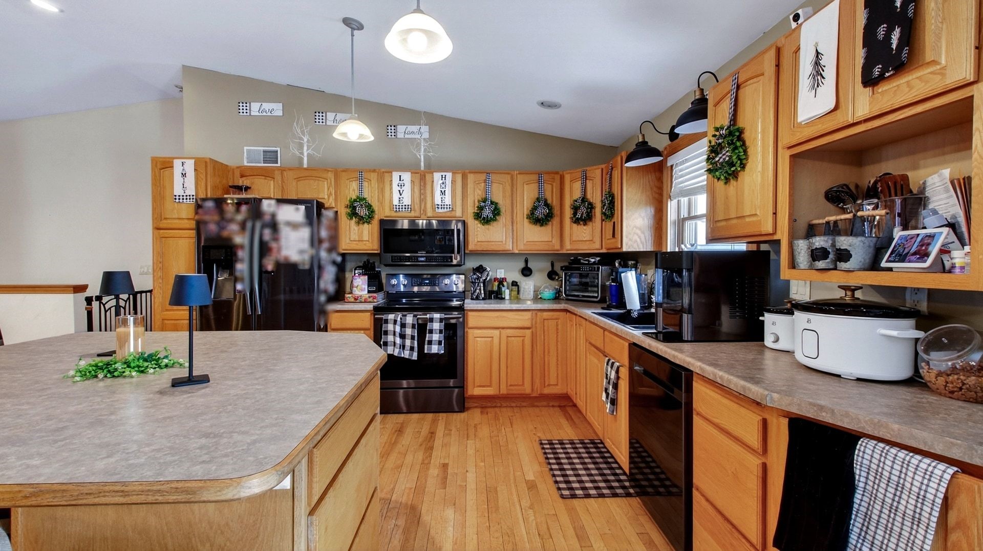 1631 Highway 8 Property Photo 46