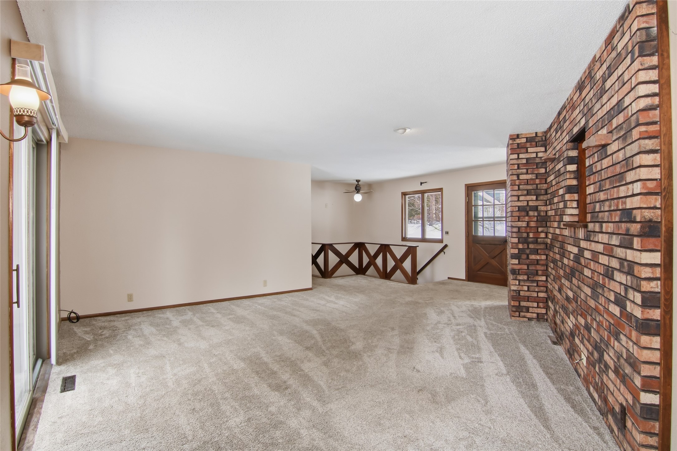 721 Myra Street Property Photo 11