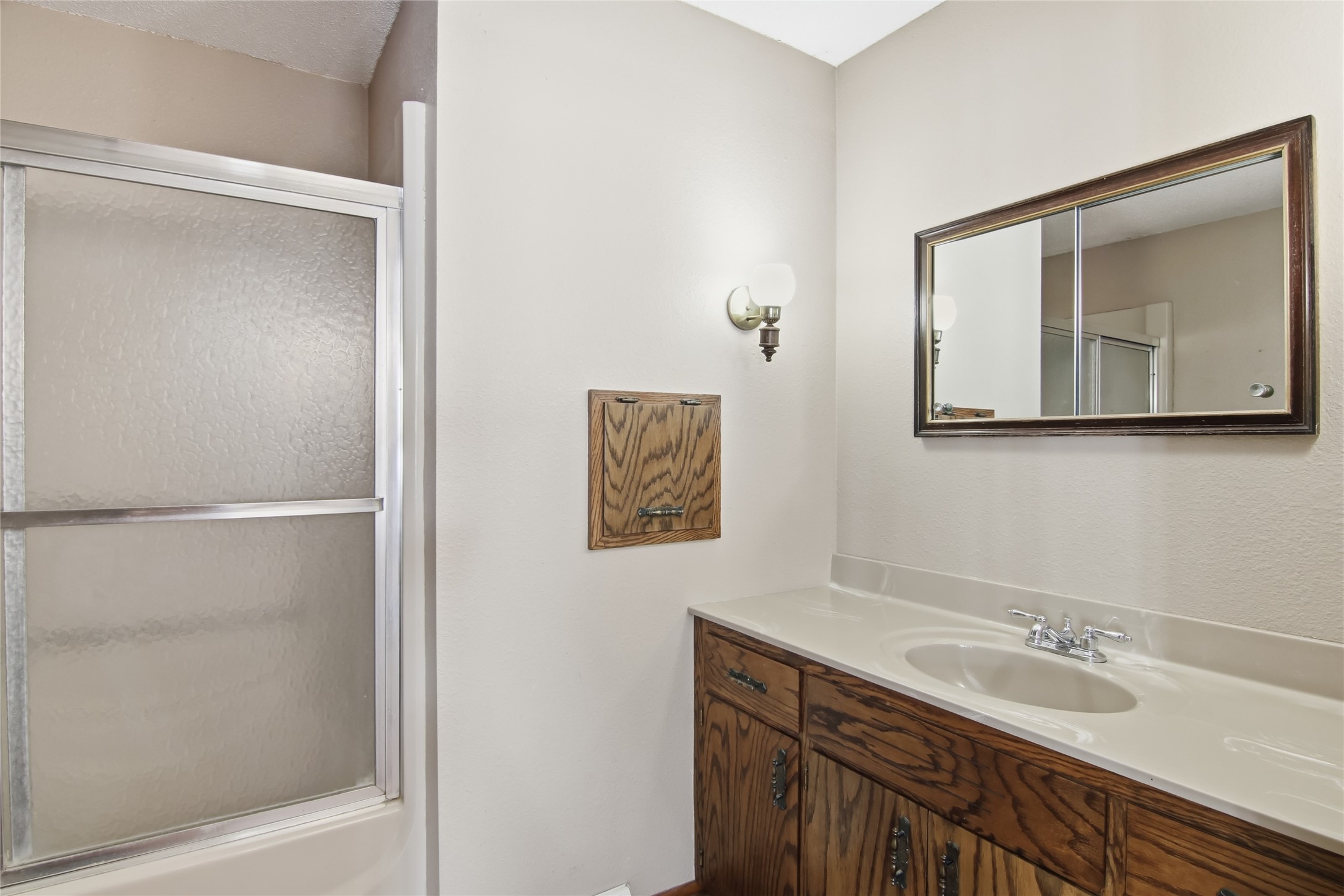721 Myra Street Property Photo 22
