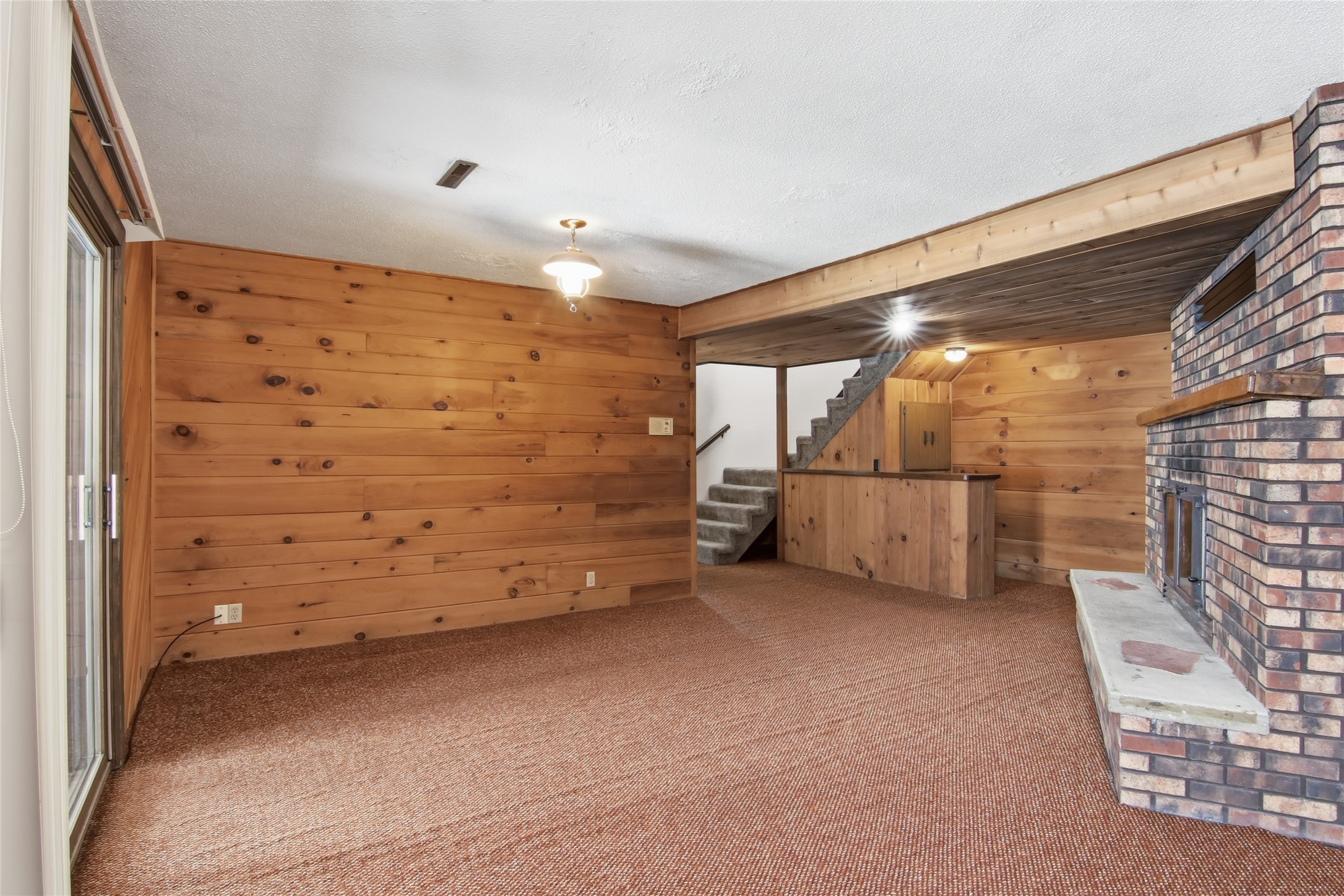 721 Myra Street Property Photo 25