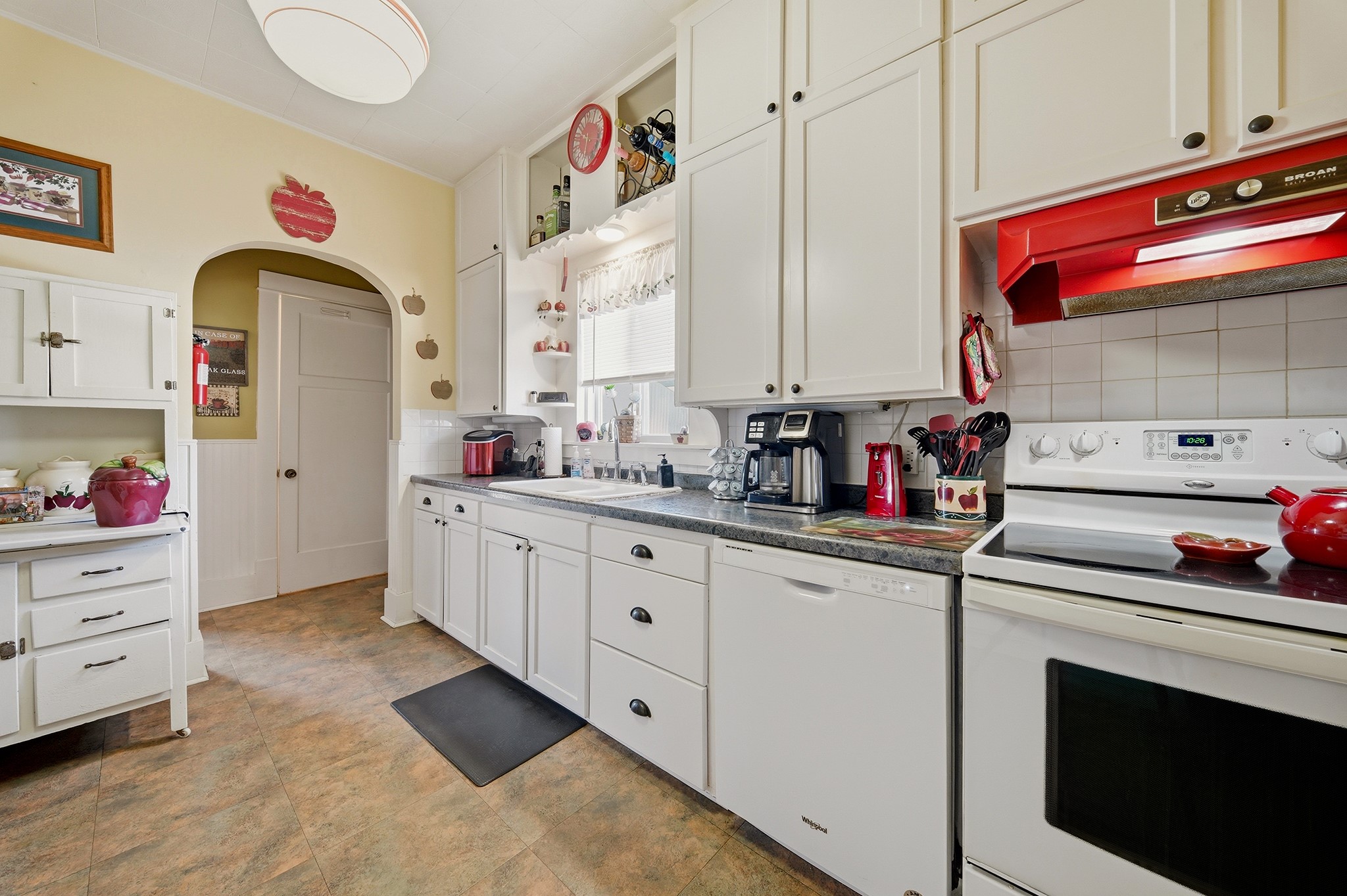 506 Clay Street Property Photo 26
