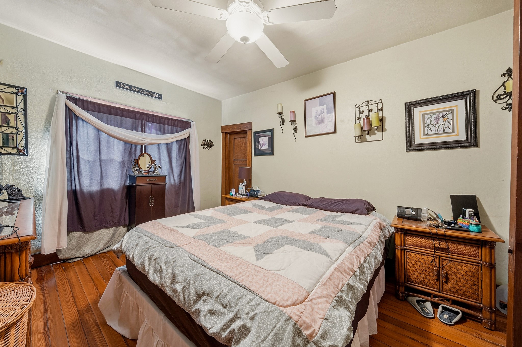 506 Clay Street Property Photo 32