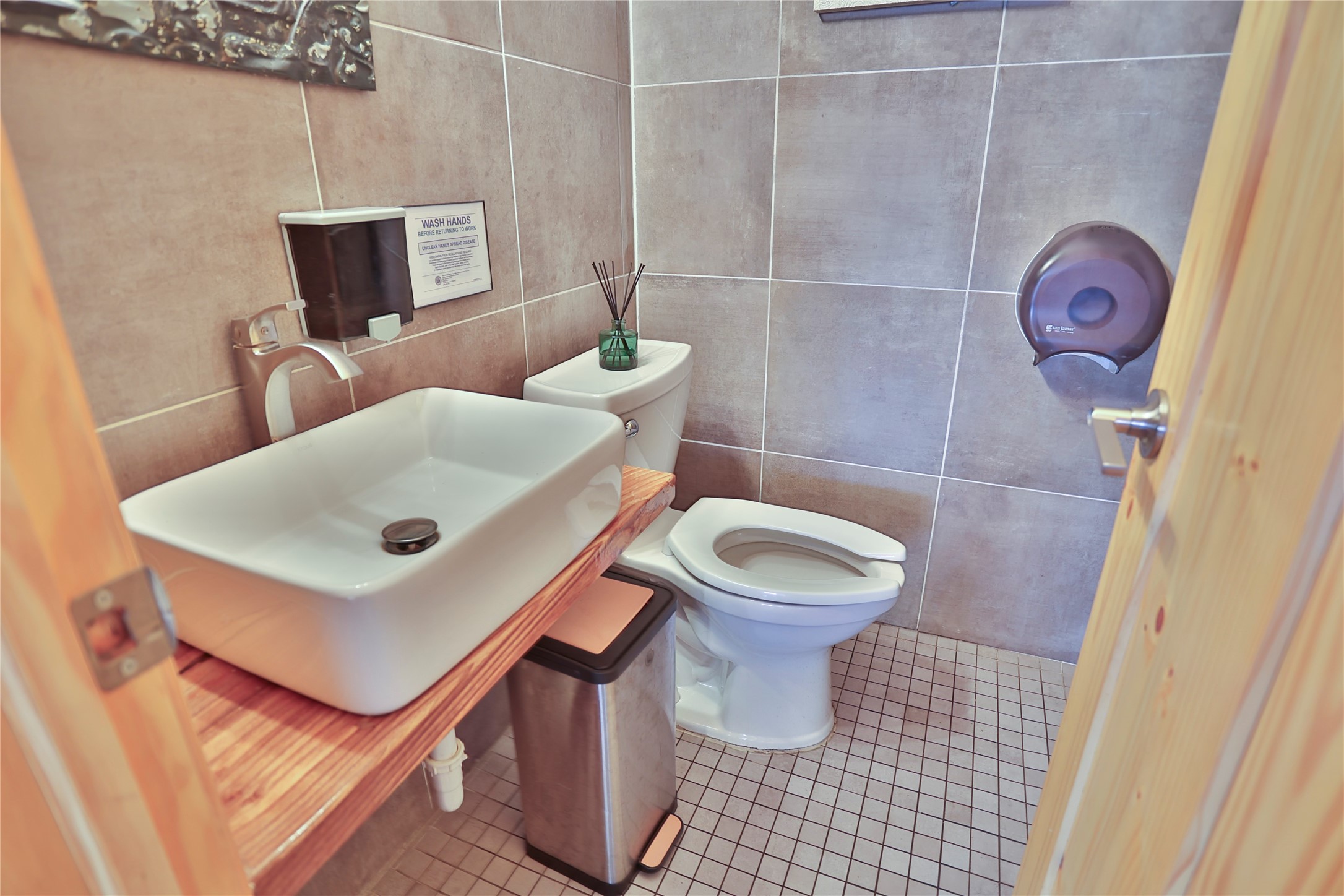 S214 Mckay Avenue Property Photo 41
