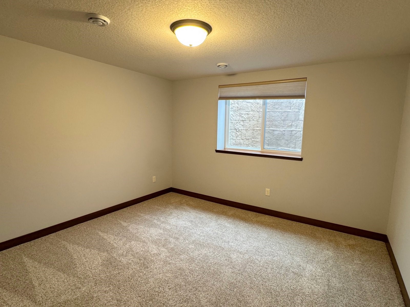 303 Camelot Lane Property Photo 25