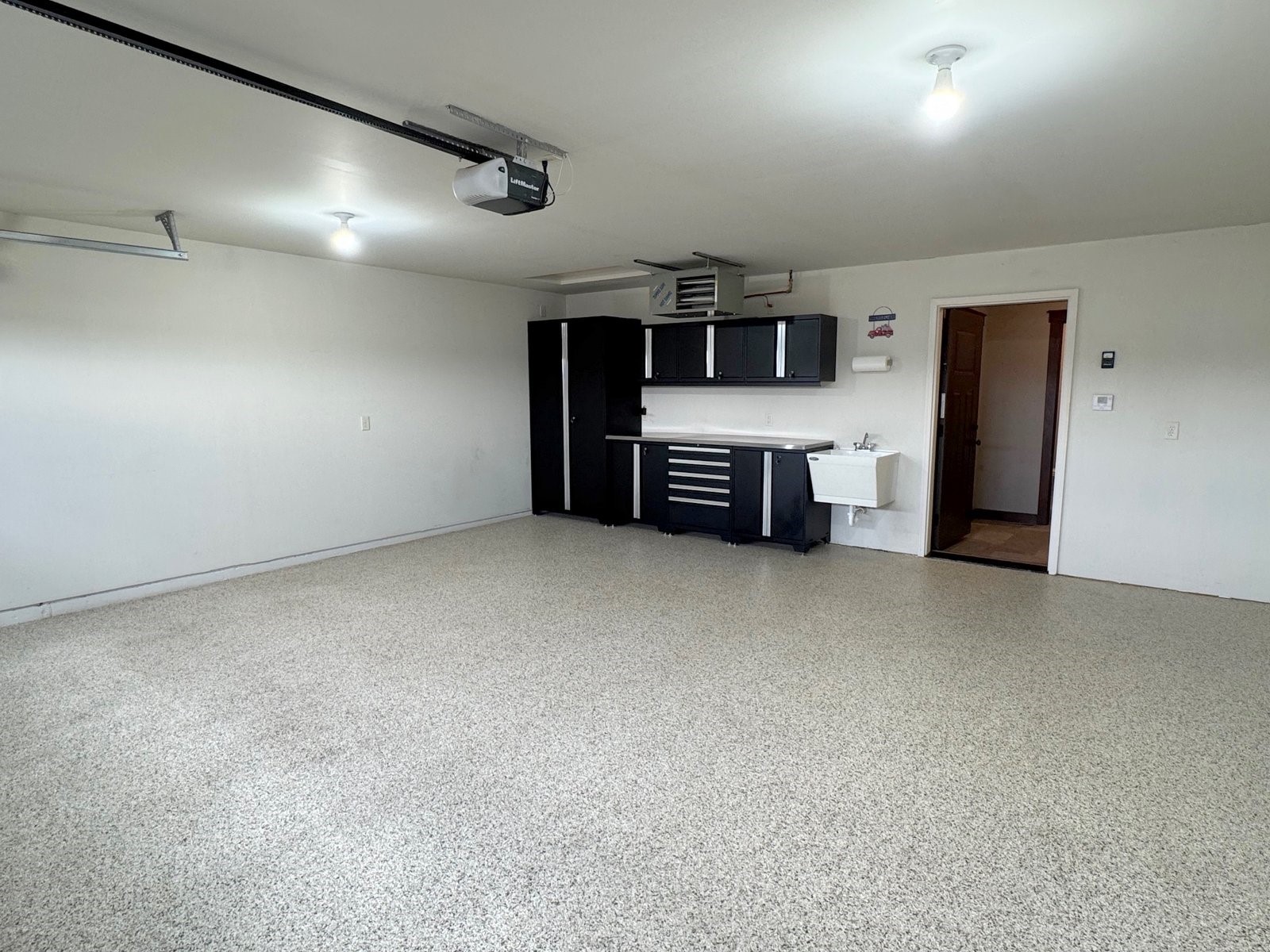 303 Camelot Lane Property Photo 29