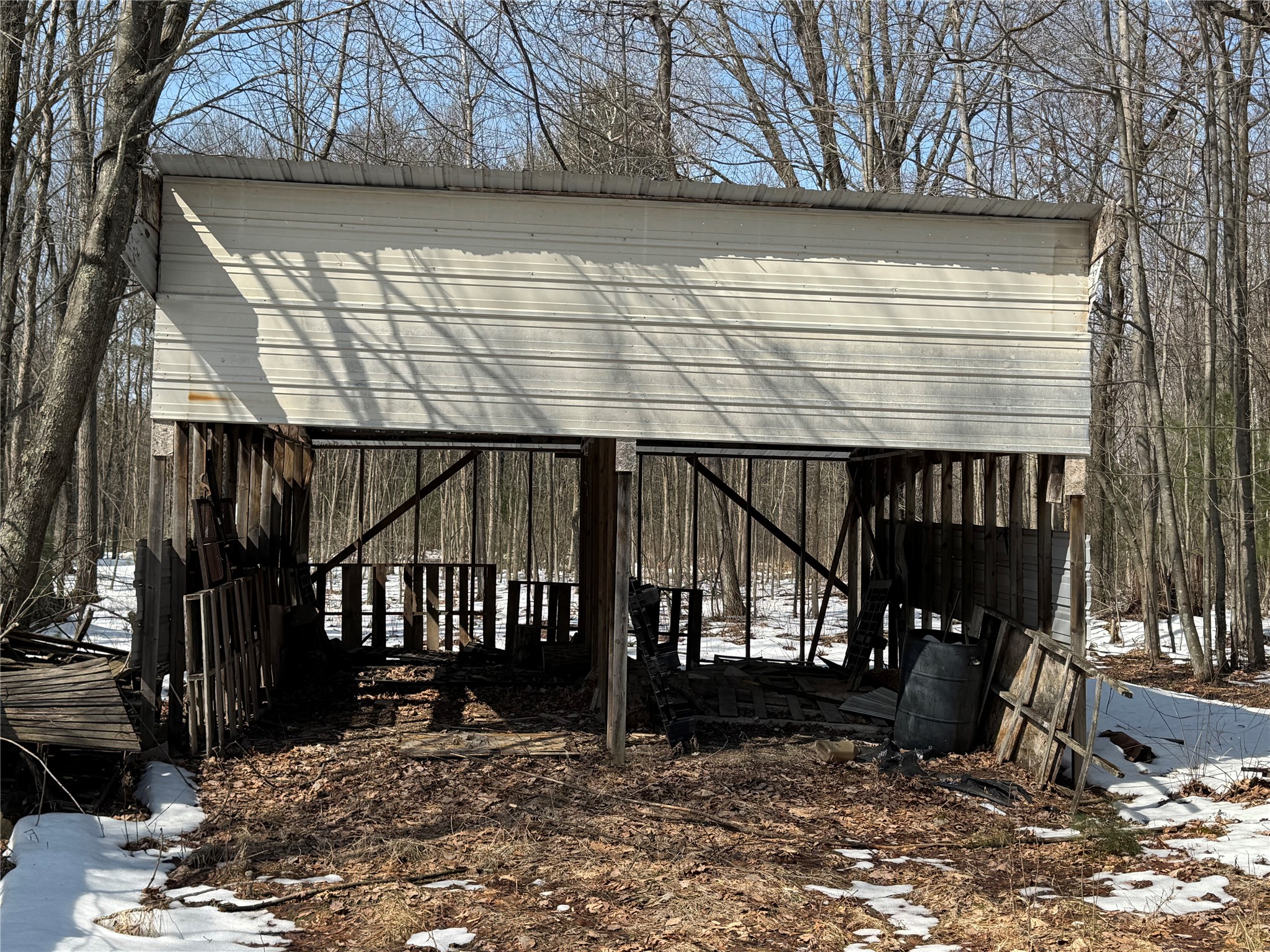 Ooo Lake Road Property Photo 3