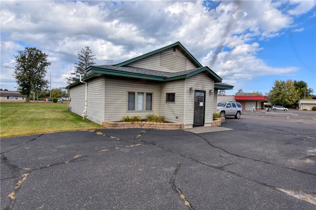 1822 S Main Street Property Photo 1
