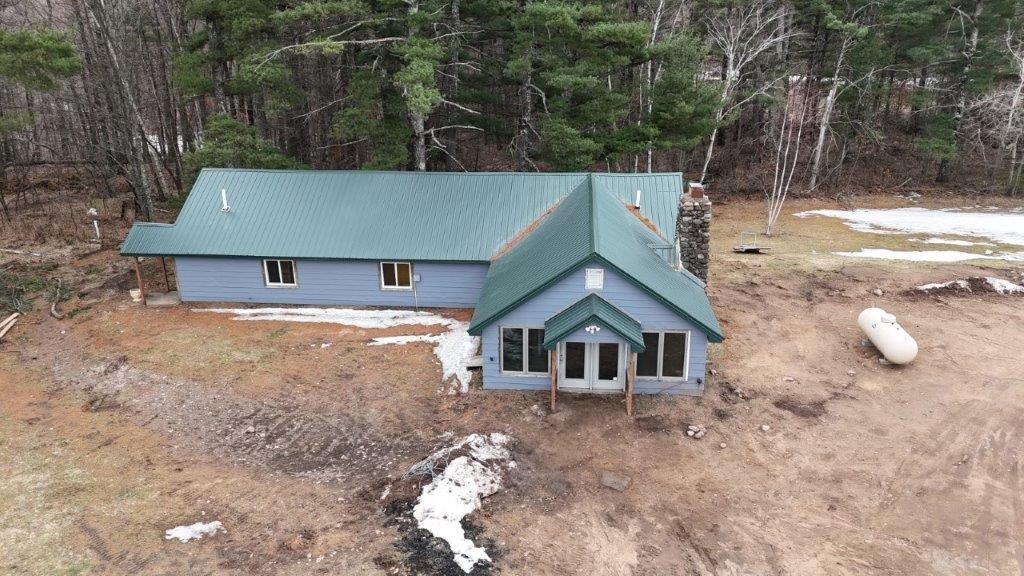 5017 State Road 70 Property Photo 2