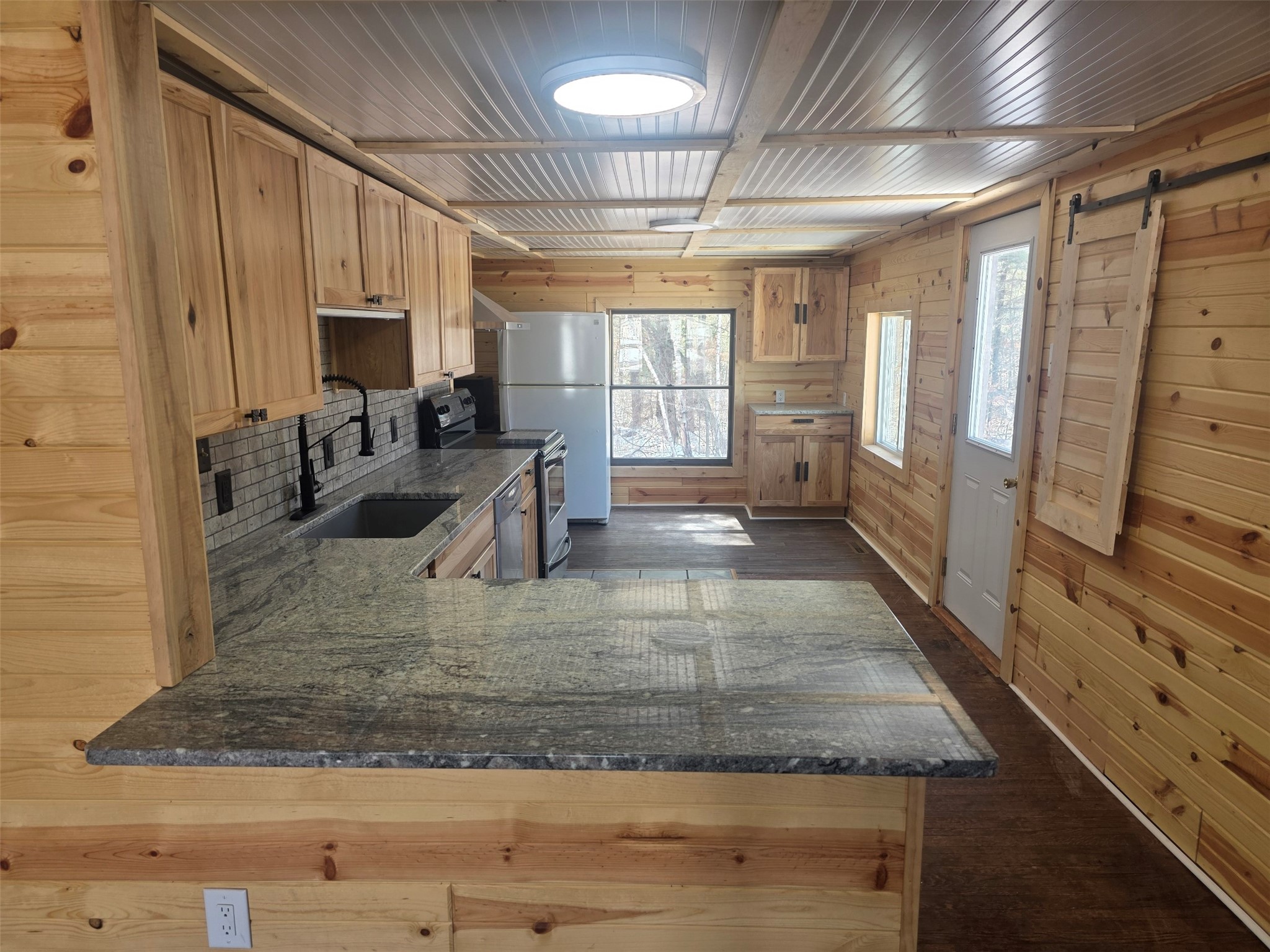 5017 State Road 70 Property Photo 10