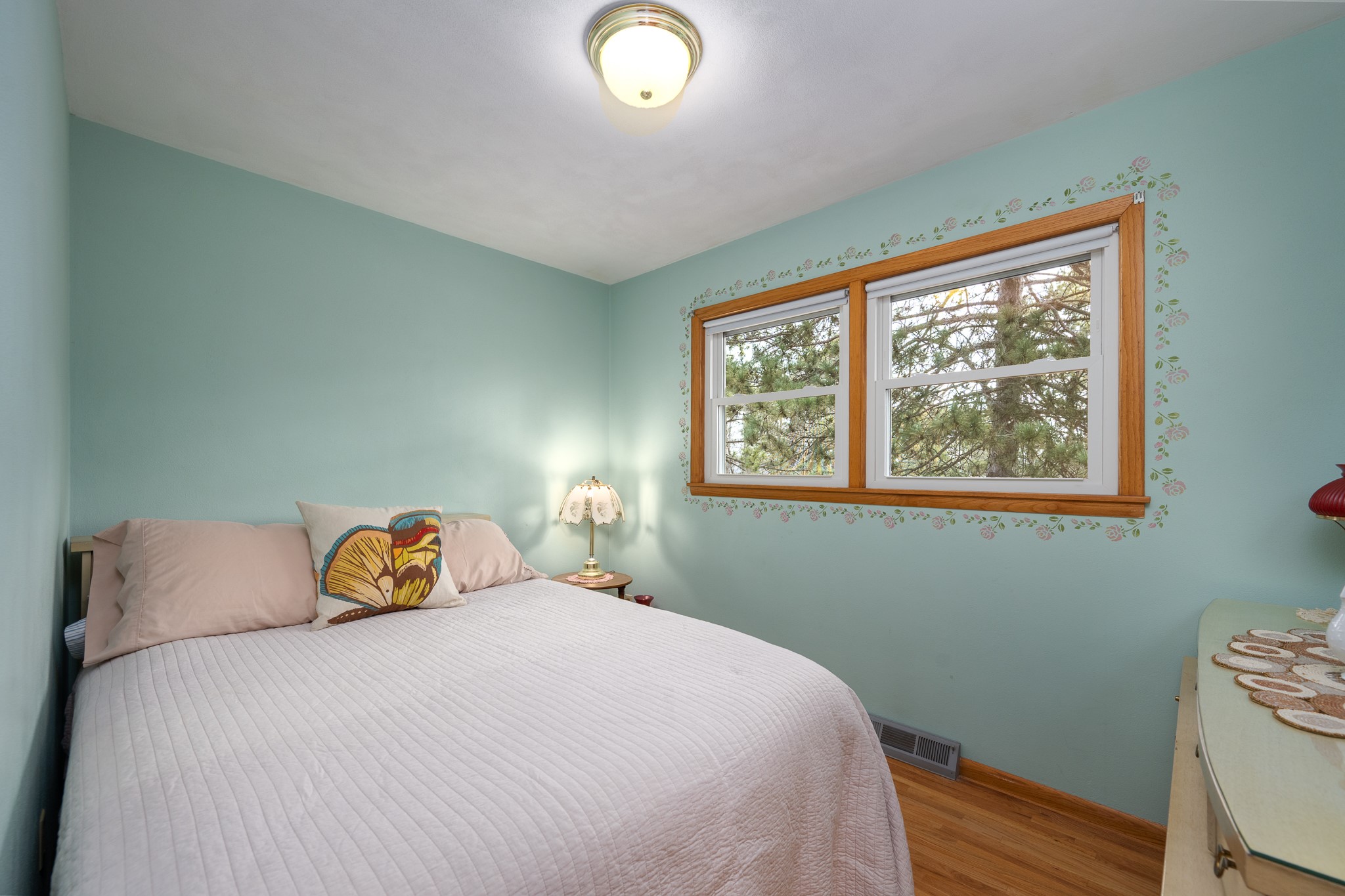 917 Sunrise Beach Drive Property Photo 17