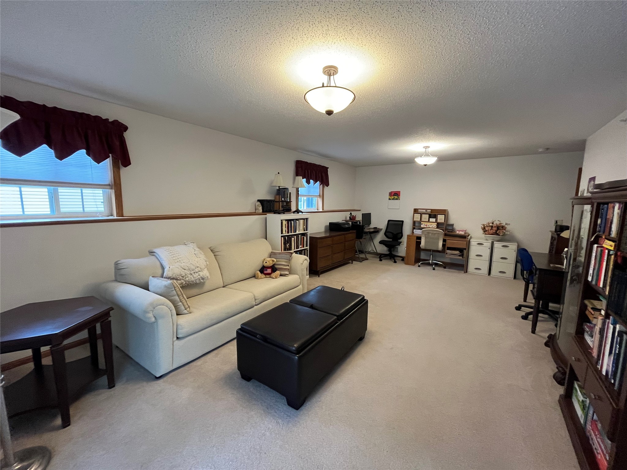 2913 Bethel Street Property Photo 11