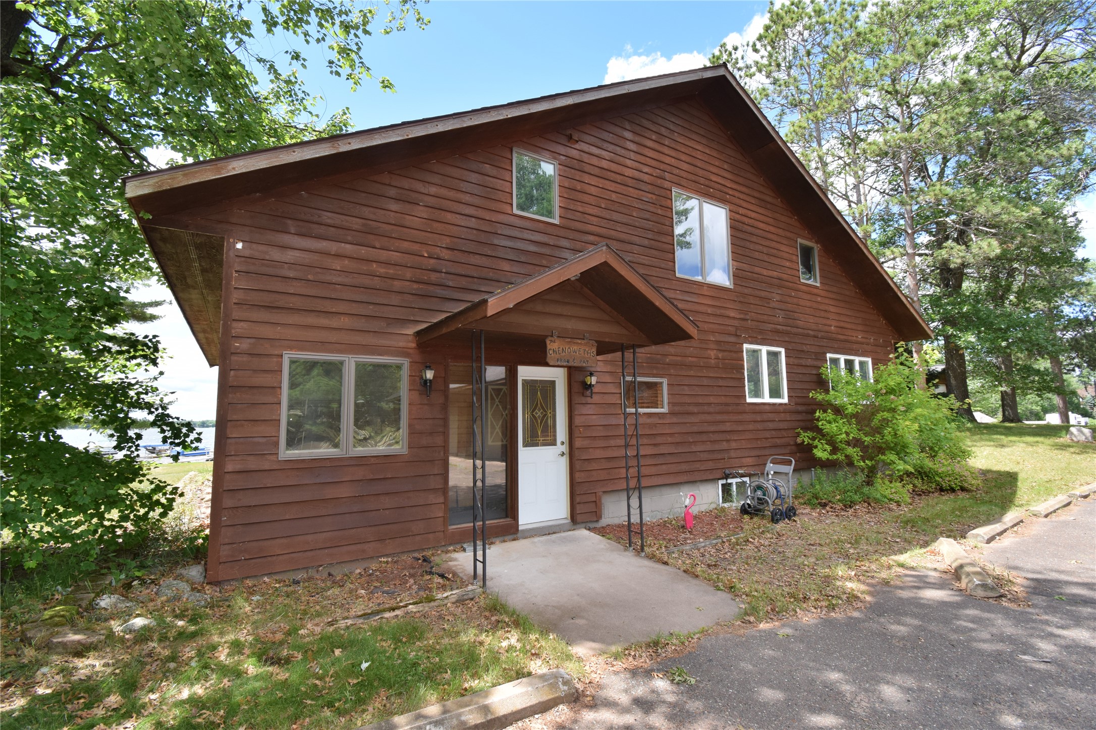 3434 Chenoweth Drive Property Photo 12