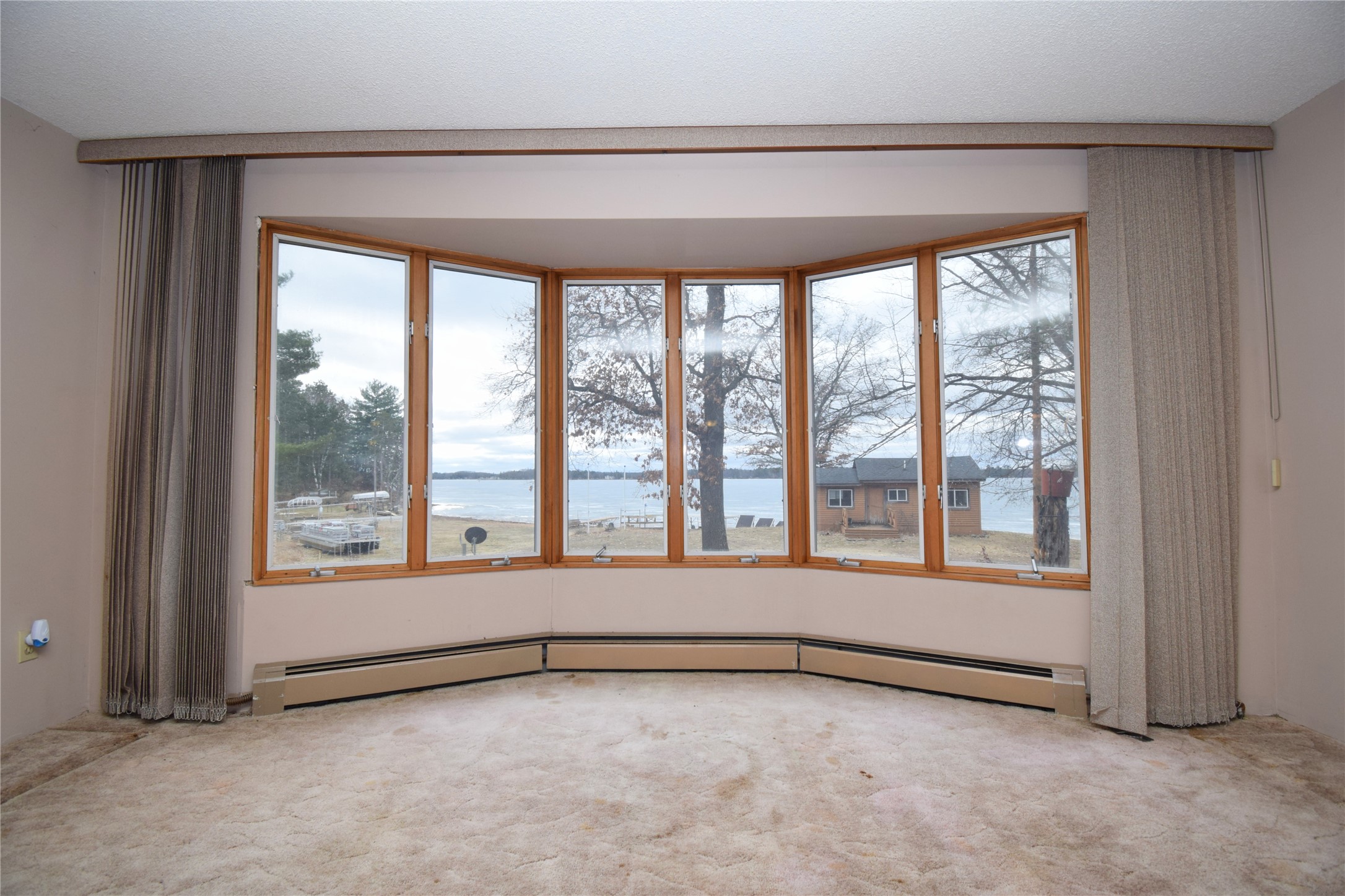 3434 Chenoweth Drive Property Photo 25