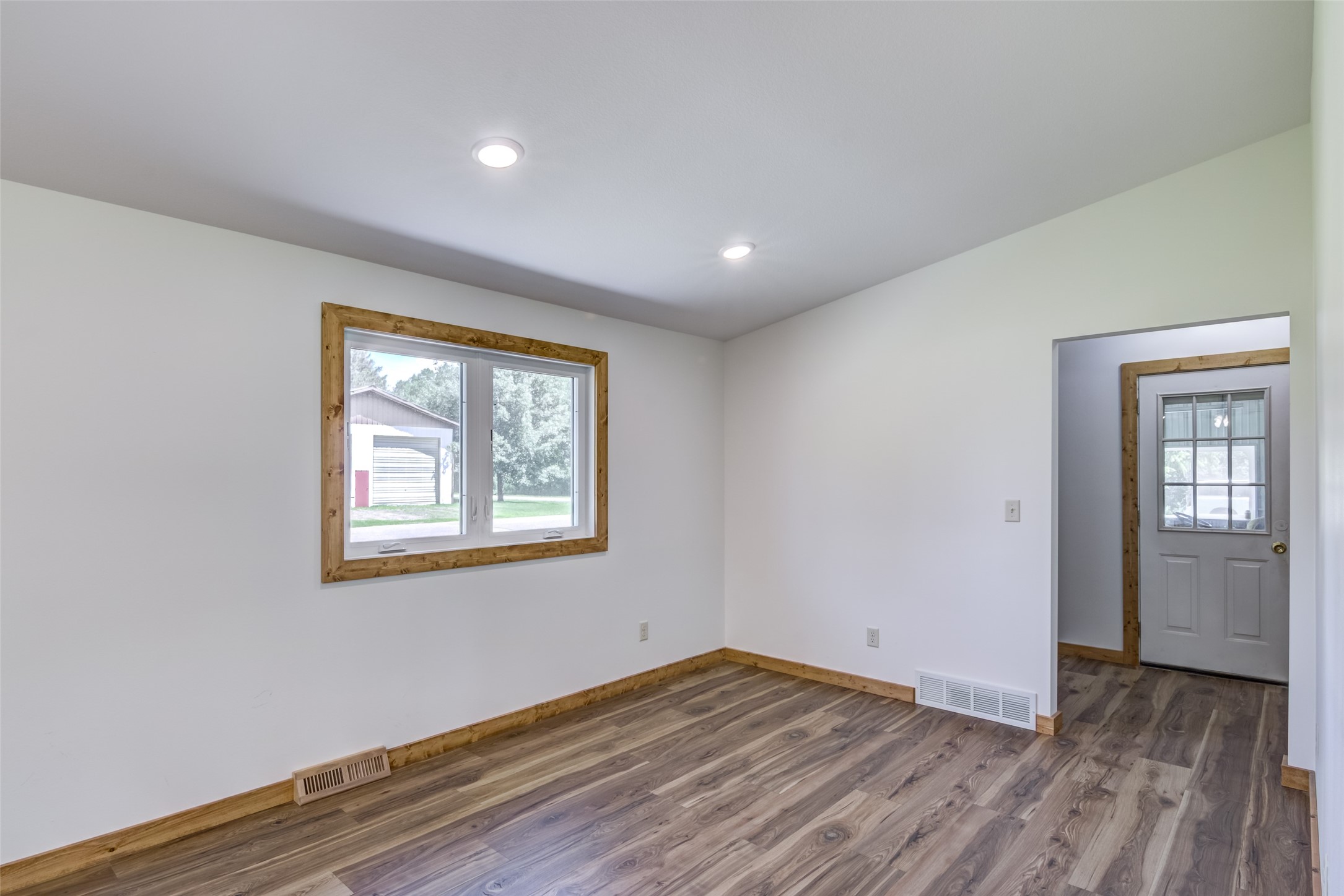 27733 268th Avenue Property Photo 6
