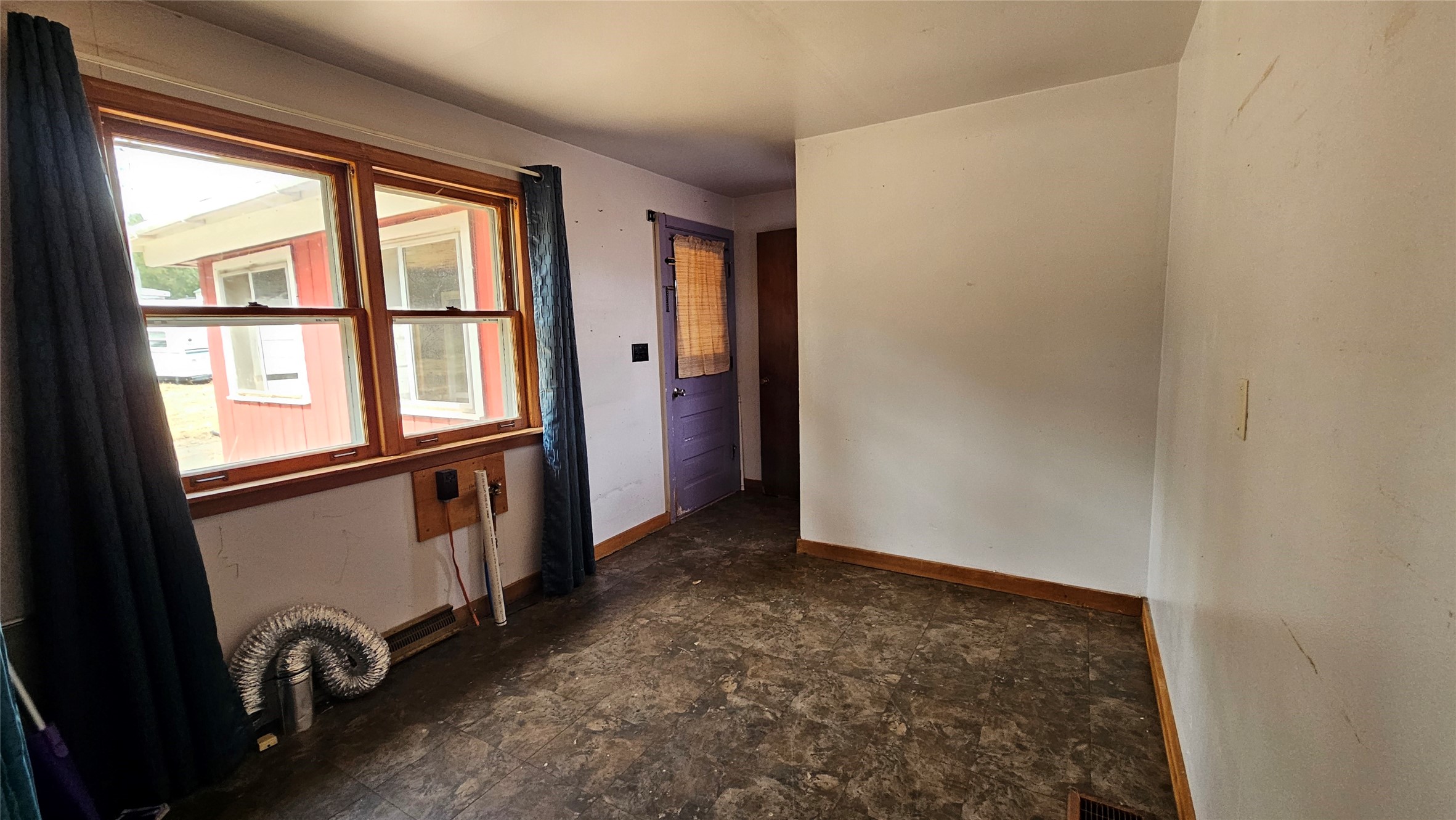 9803 N State Highway 27 Property Photo 4