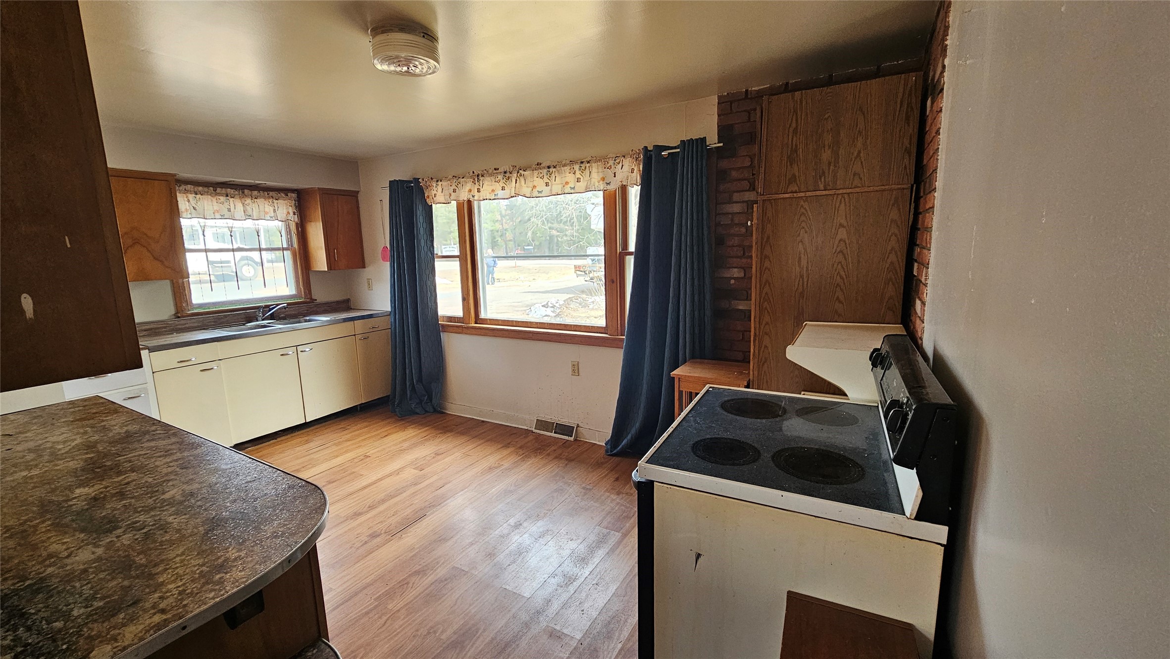 9803 N State Highway 27 Property Photo 5