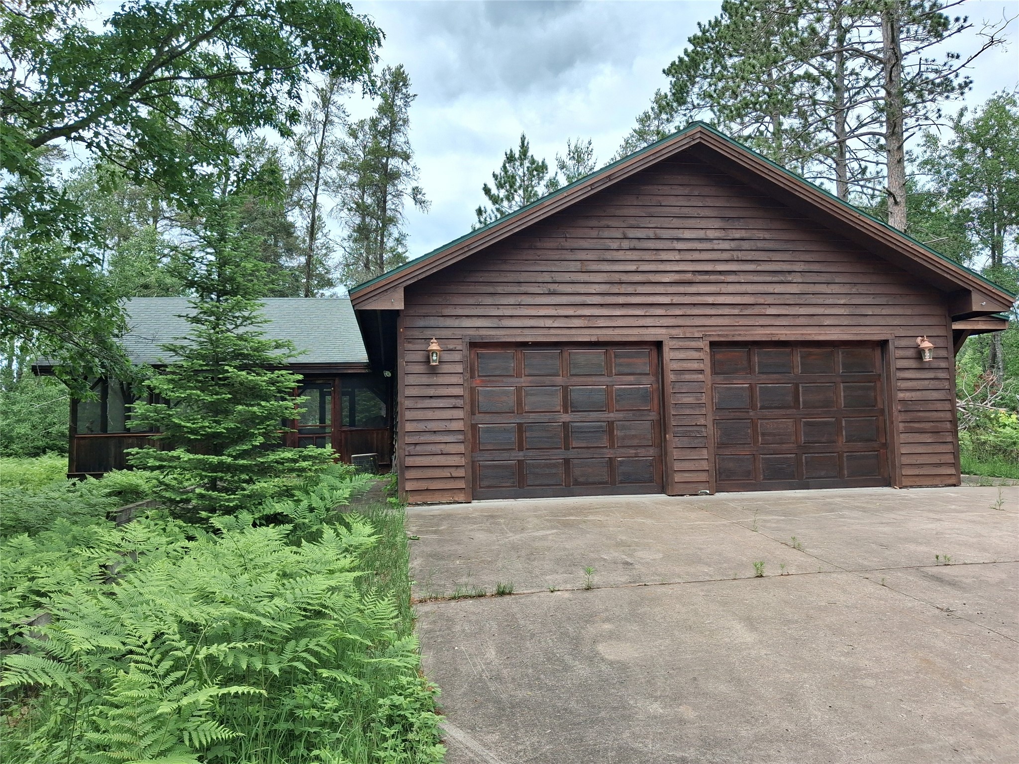 42865 Cedar Court Property Photo 3