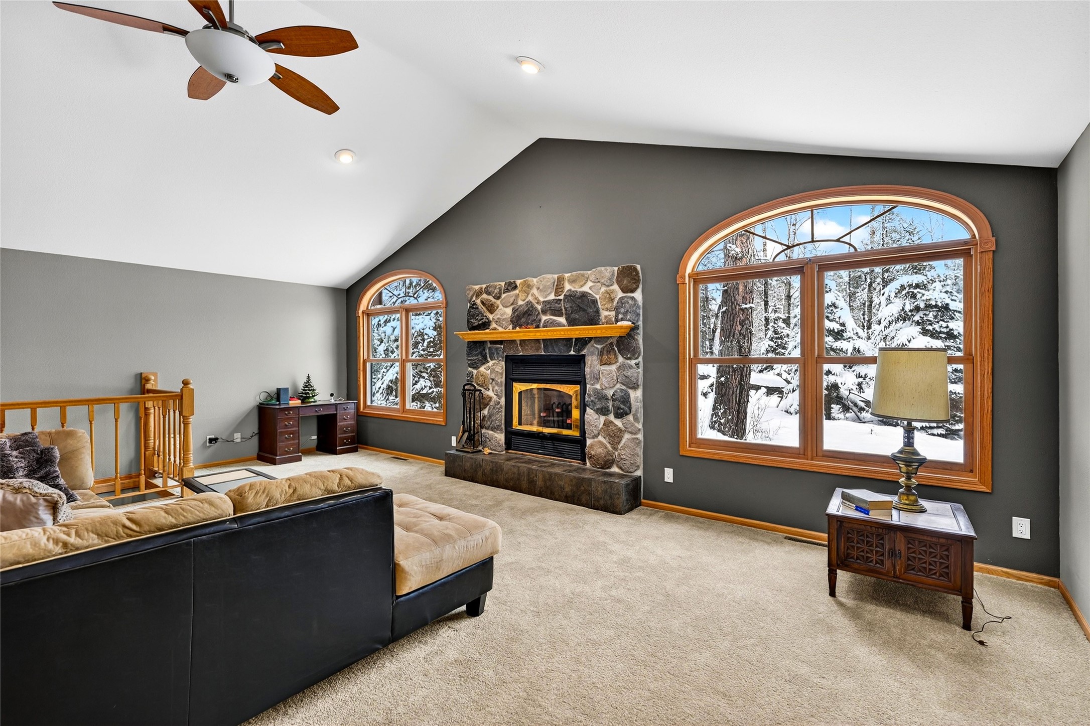 42865 Cedar Court Property Photo 4