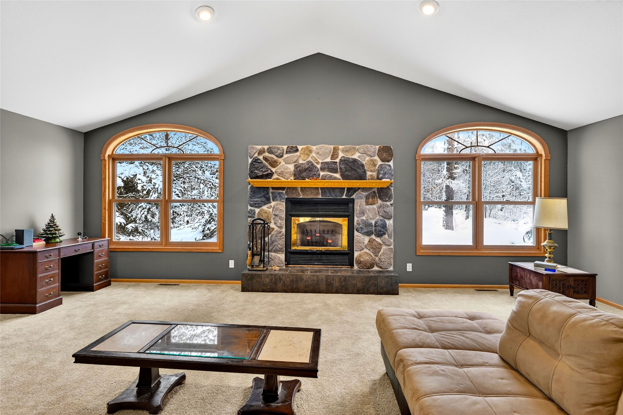42865 Cedar Court Property Photo 5