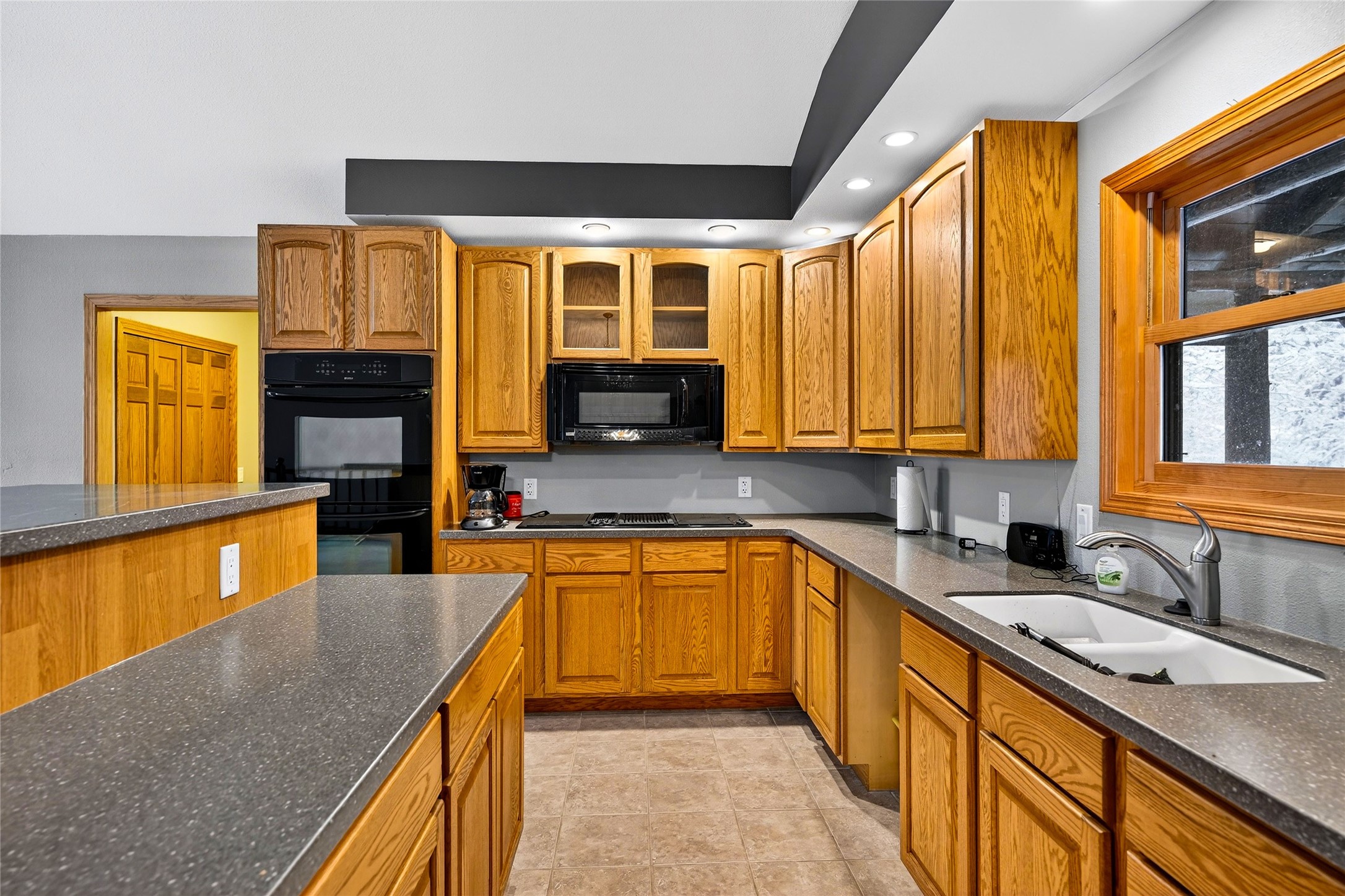 42865 Cedar Court Property Photo 10