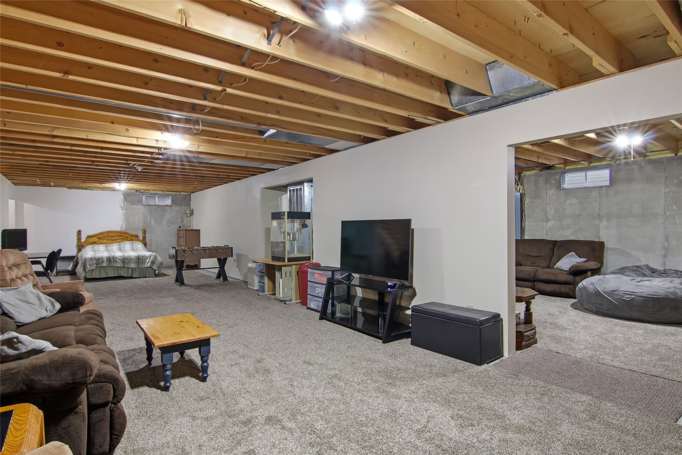 704 Phillips Avenue E Property Photo 25