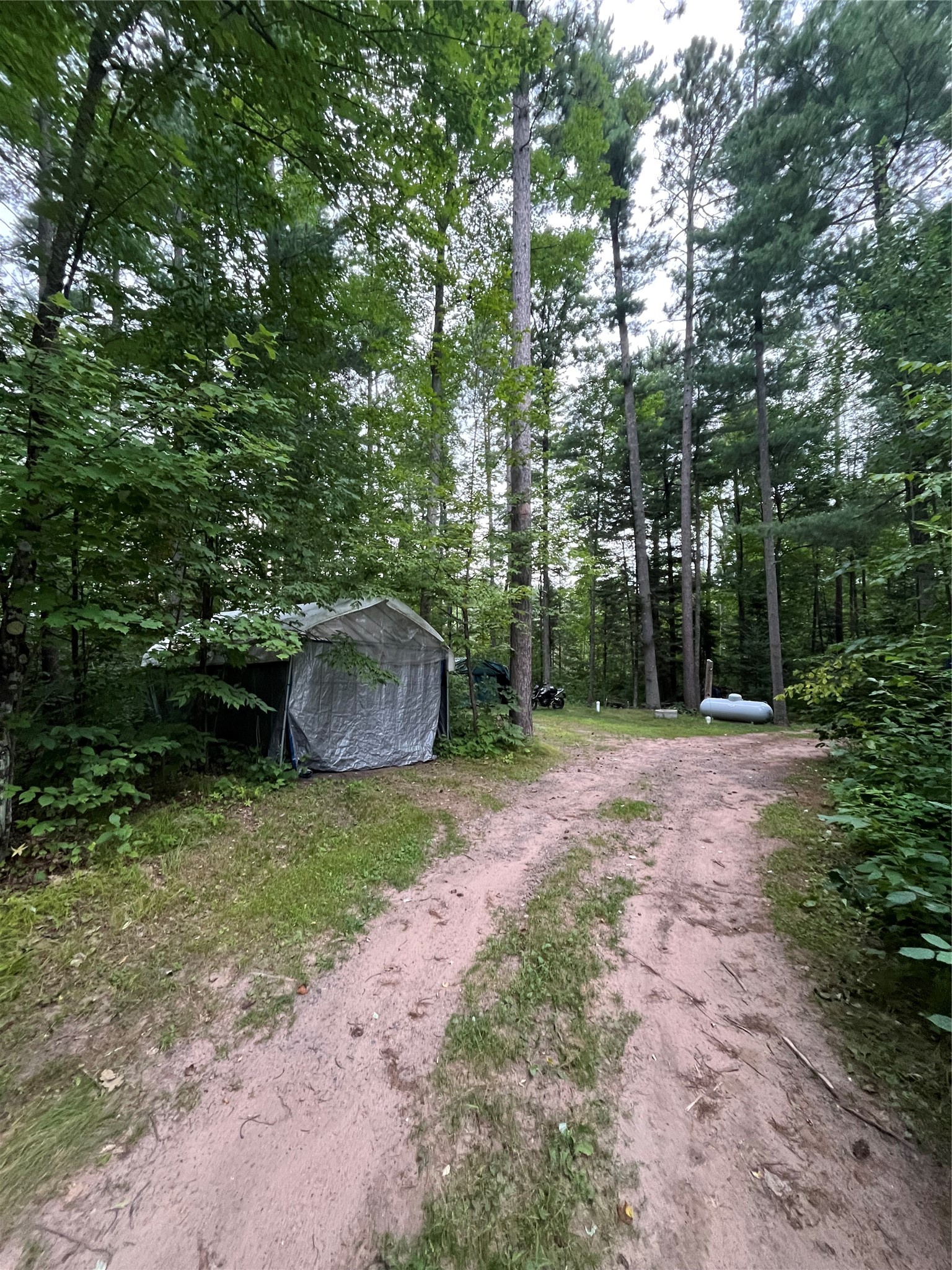 16876 Southview Trail Property Photo 5
