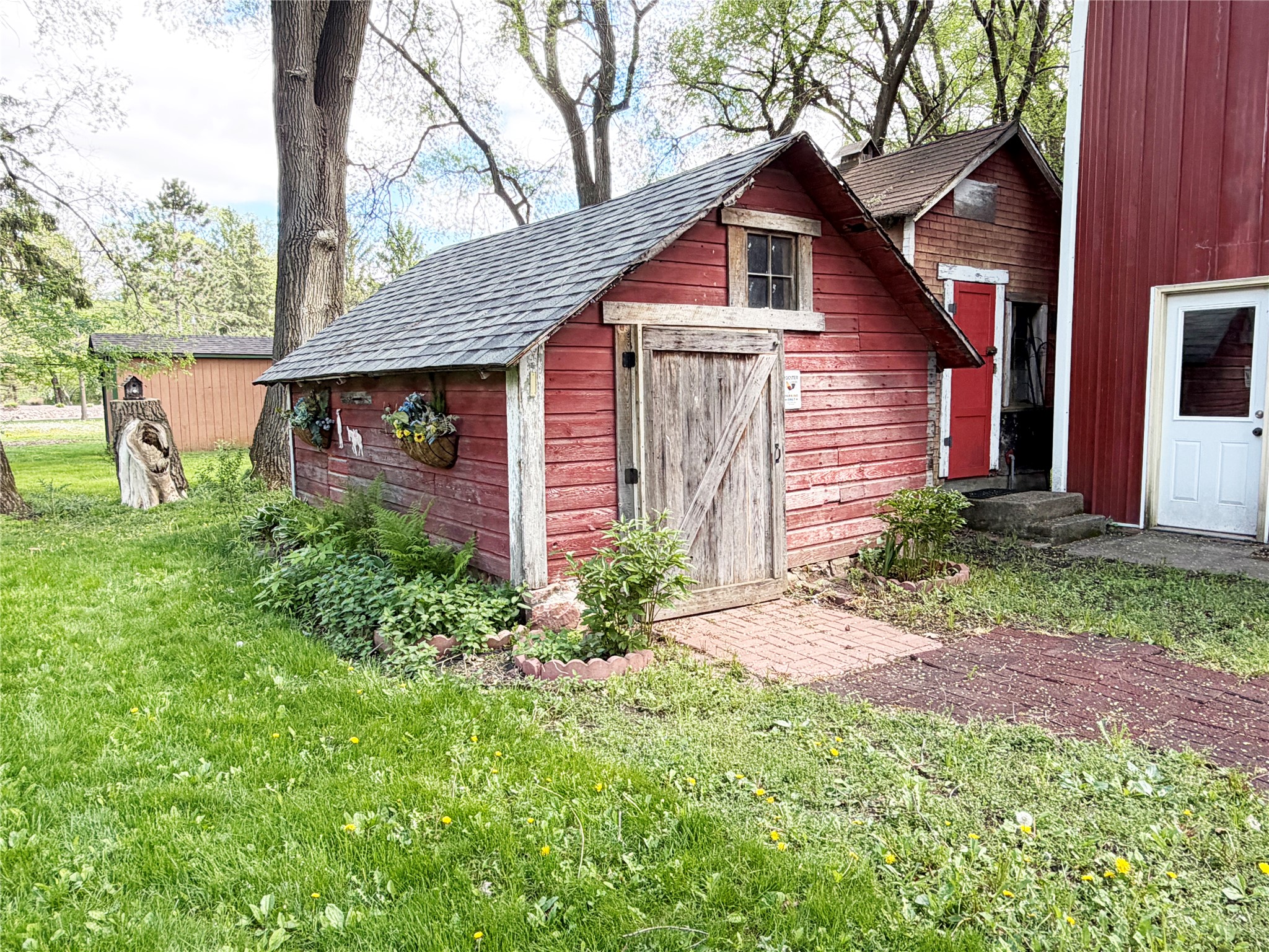 1899 22 1/2 Street Property Photo 37