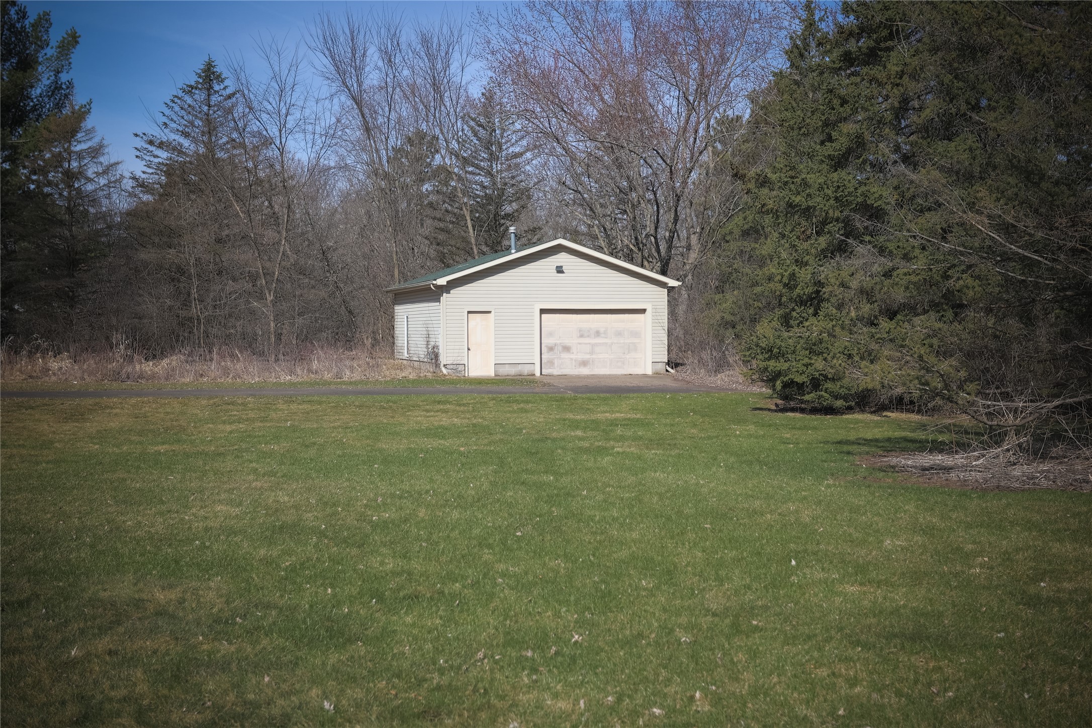 N8889 1031st Street Property Photo 13