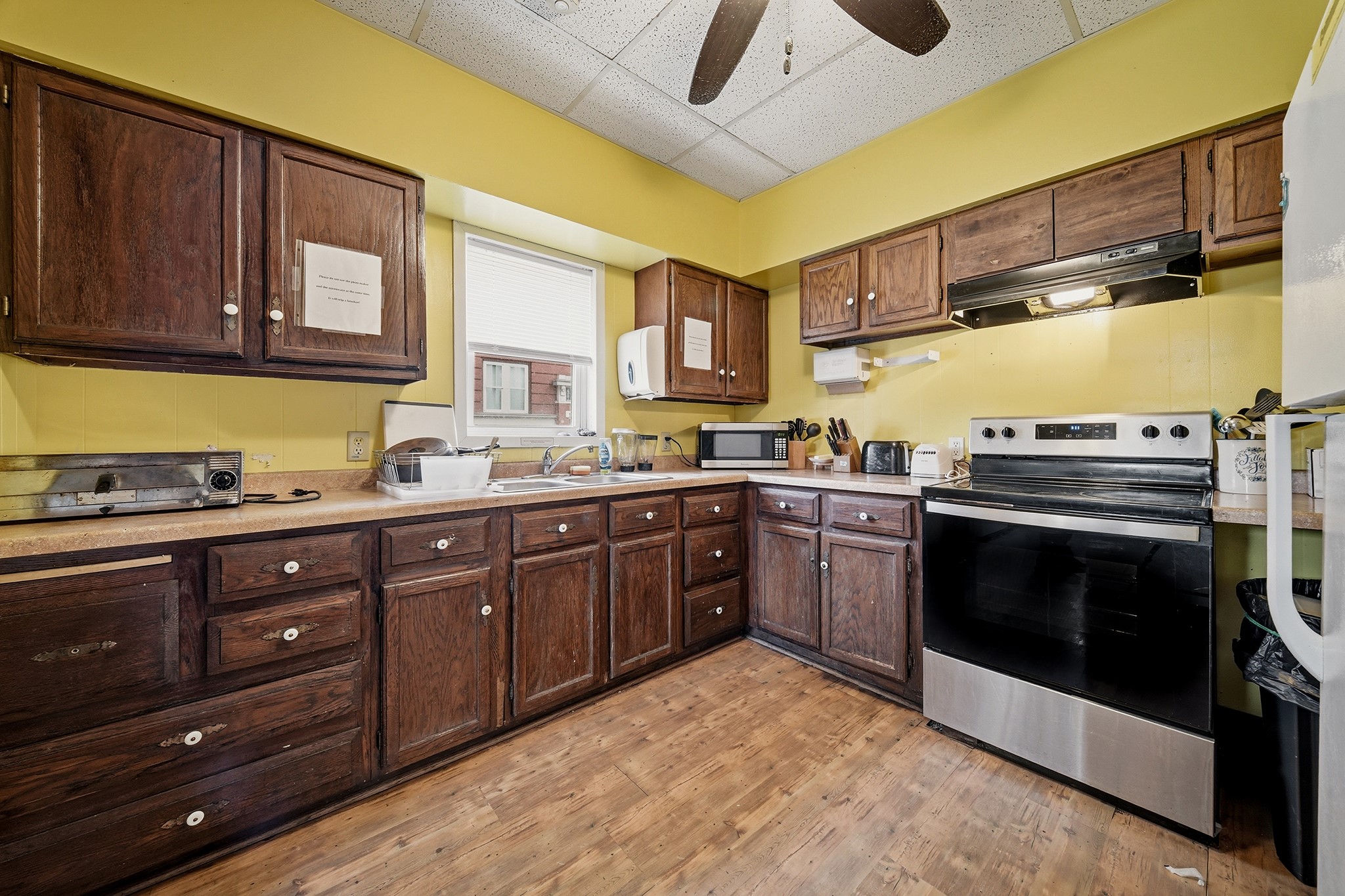 678 Wisconsin Street Property Photo 5
