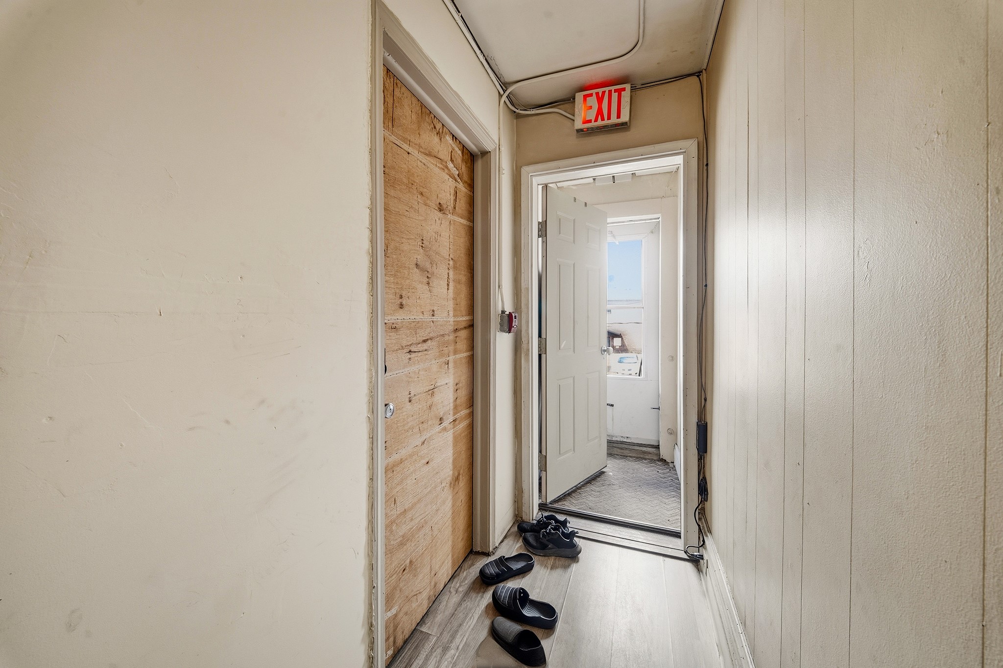 678 Wisconsin Street Property Photo 29