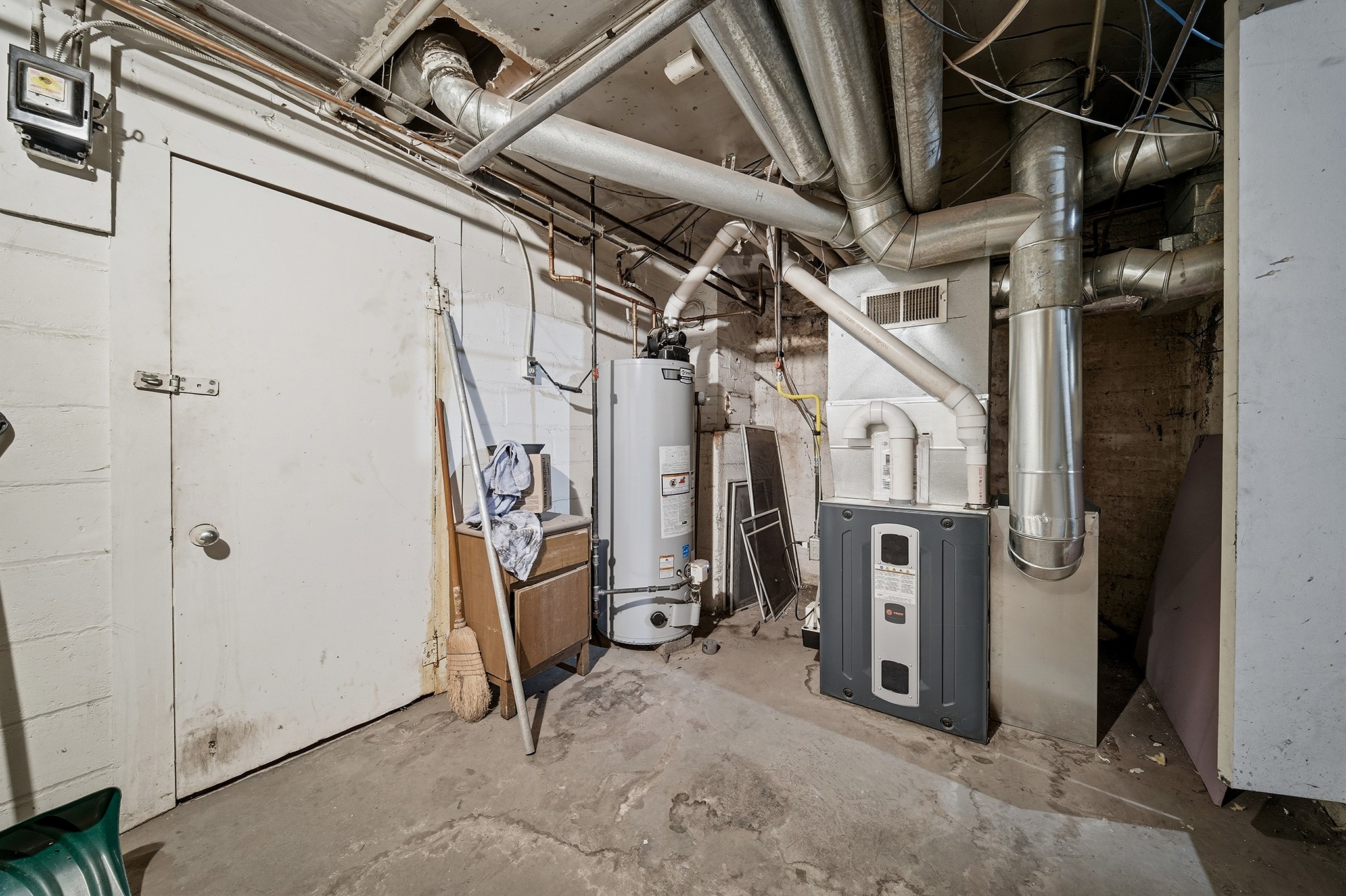 678 Wisconsin Street Property Photo 39