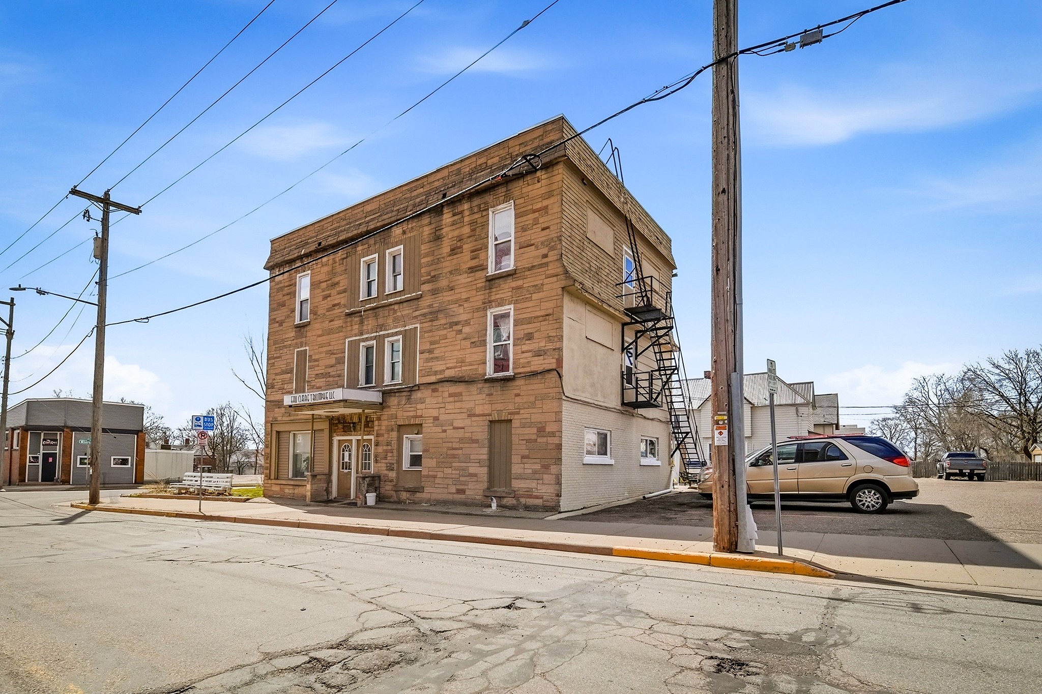 678 Wisconsin Street Property Photo 42