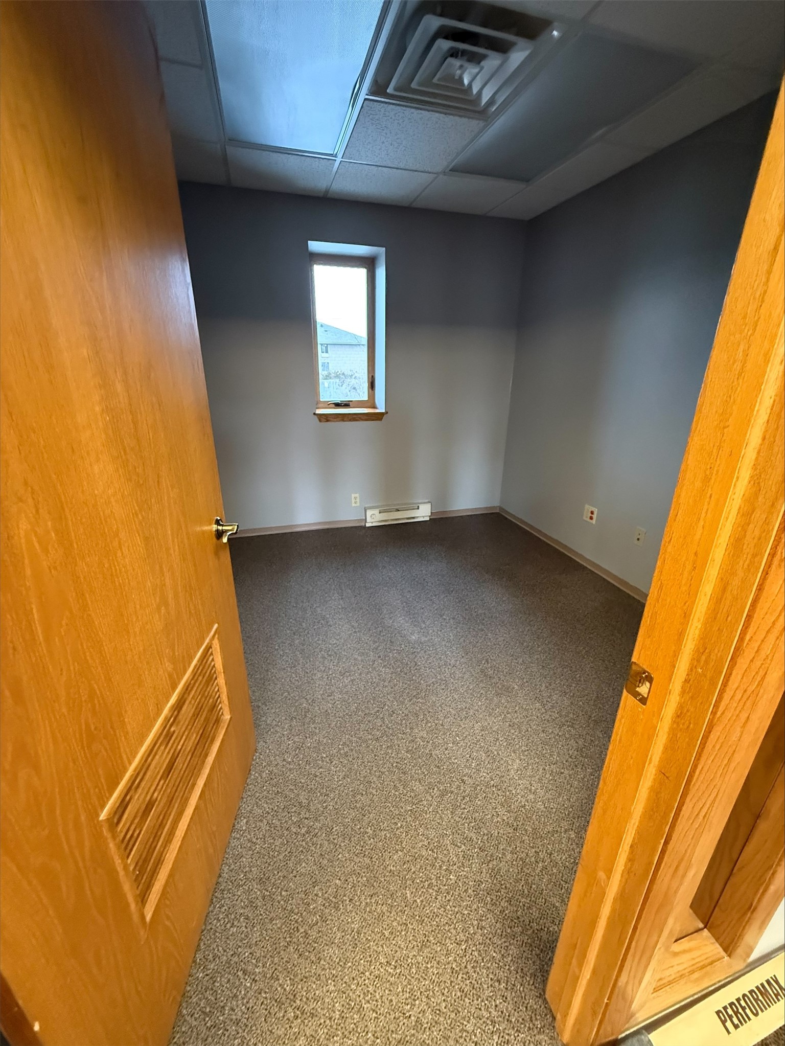 102 S River Street Property Photo 11