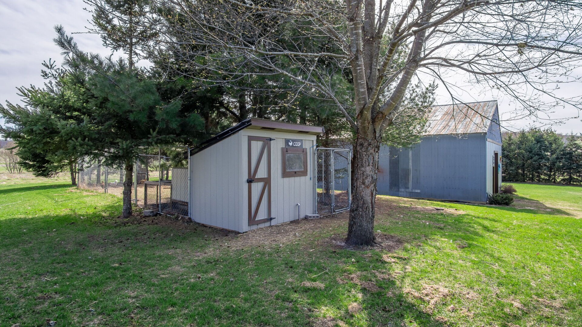 23 17 3/4 18th Street Property Photo 46